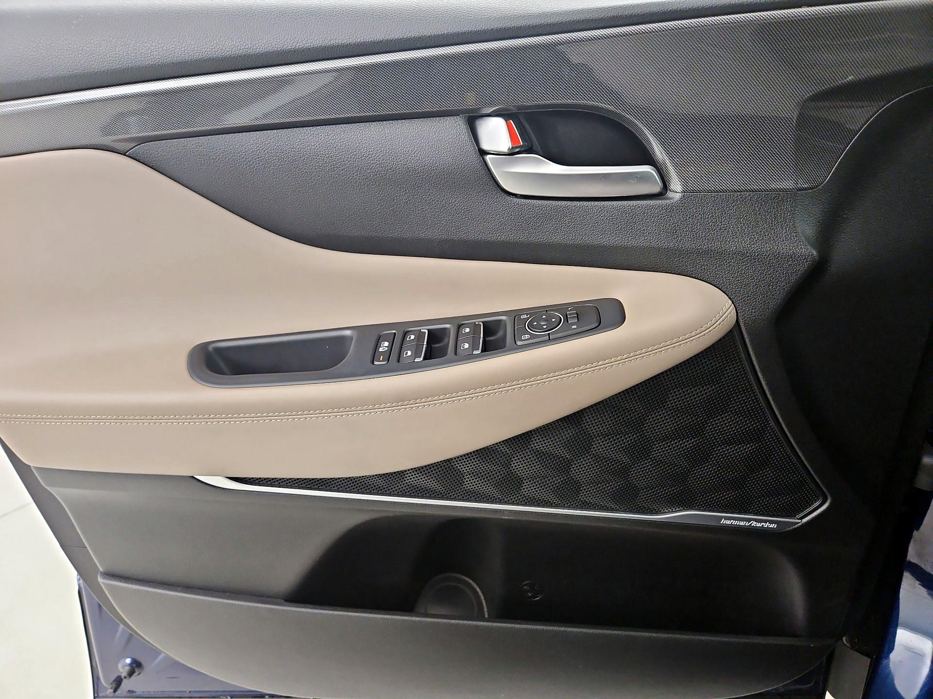 Thumbnail: 2022 Hyundai Santa Fe - 12