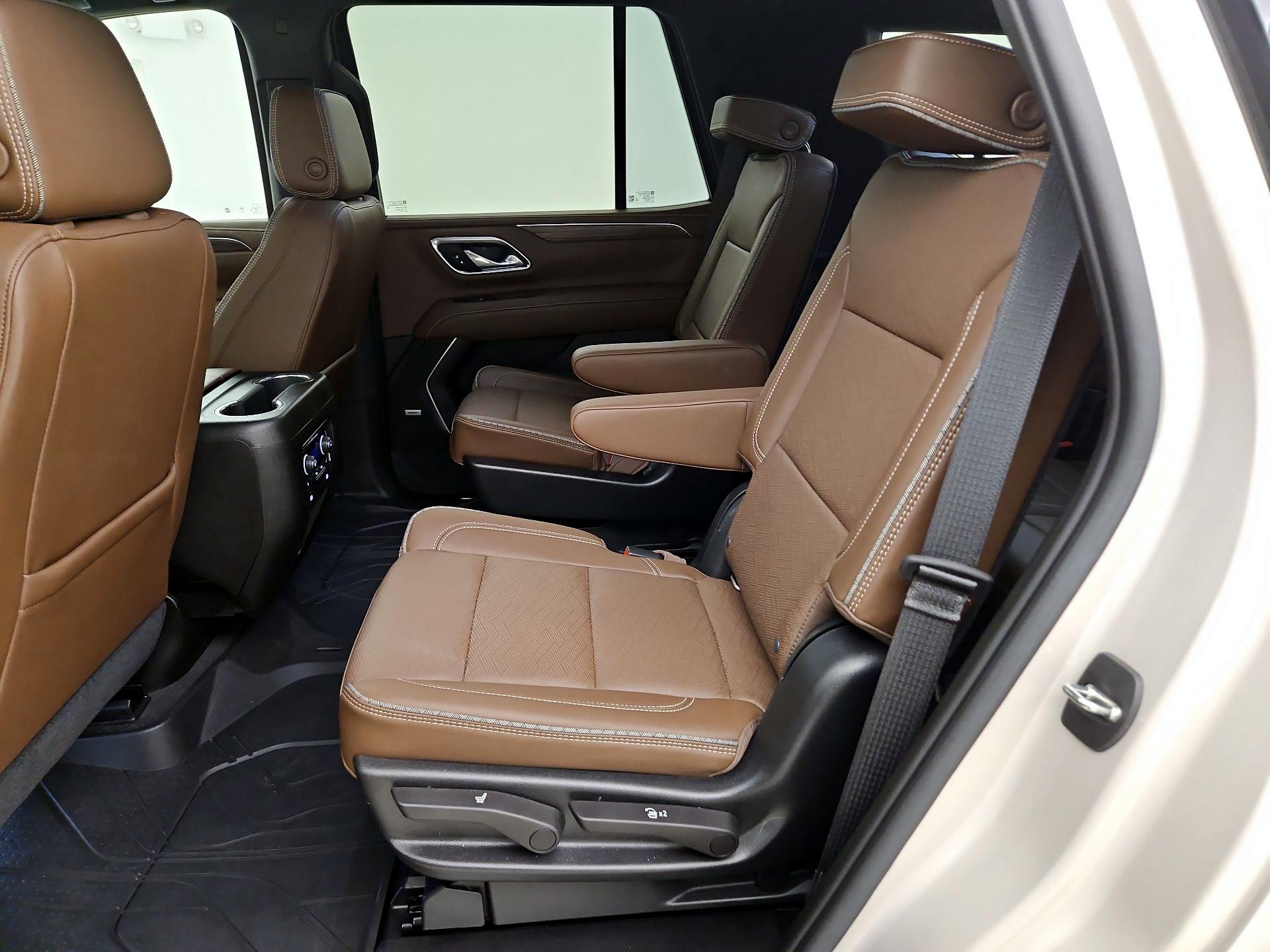 Thumbnail: 2021 Chevrolet Tahoe - 19