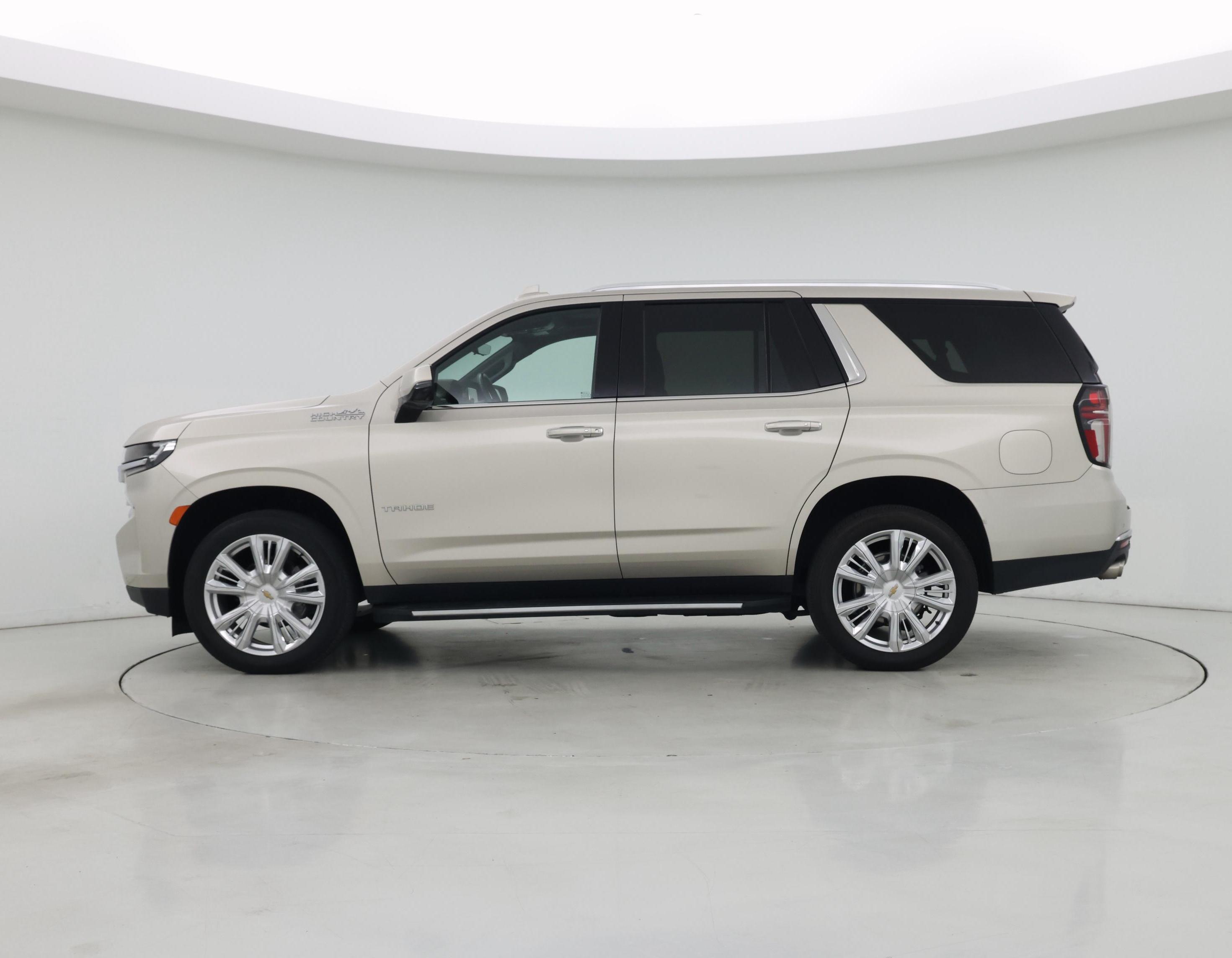 Thumbnail: 2021 Chevrolet Tahoe - 3