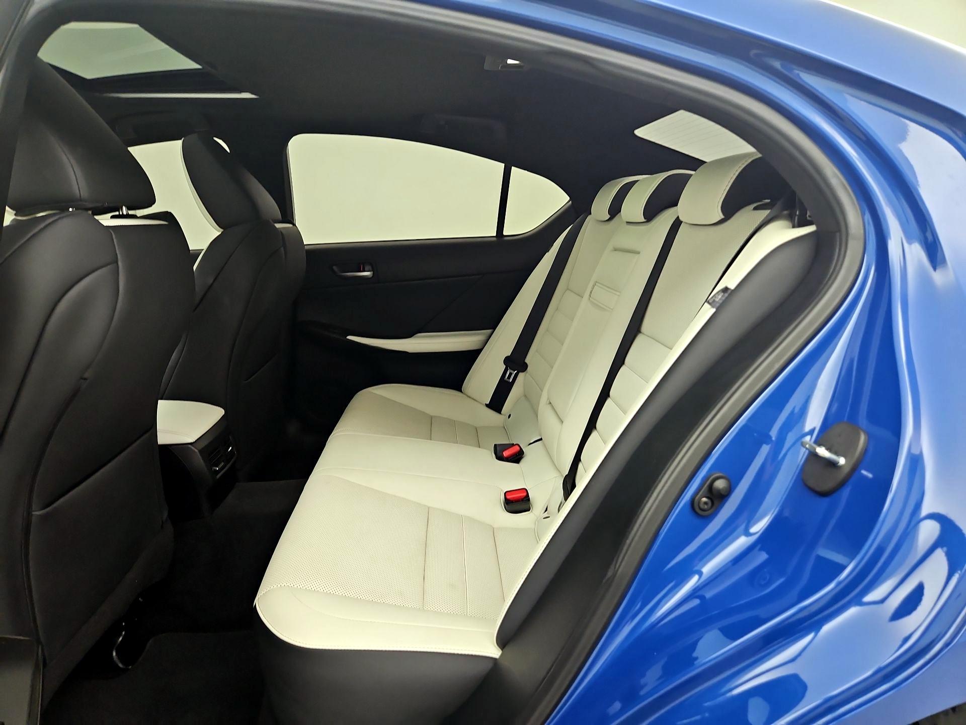 Thumbnail: 2022 Lexus IS - 20