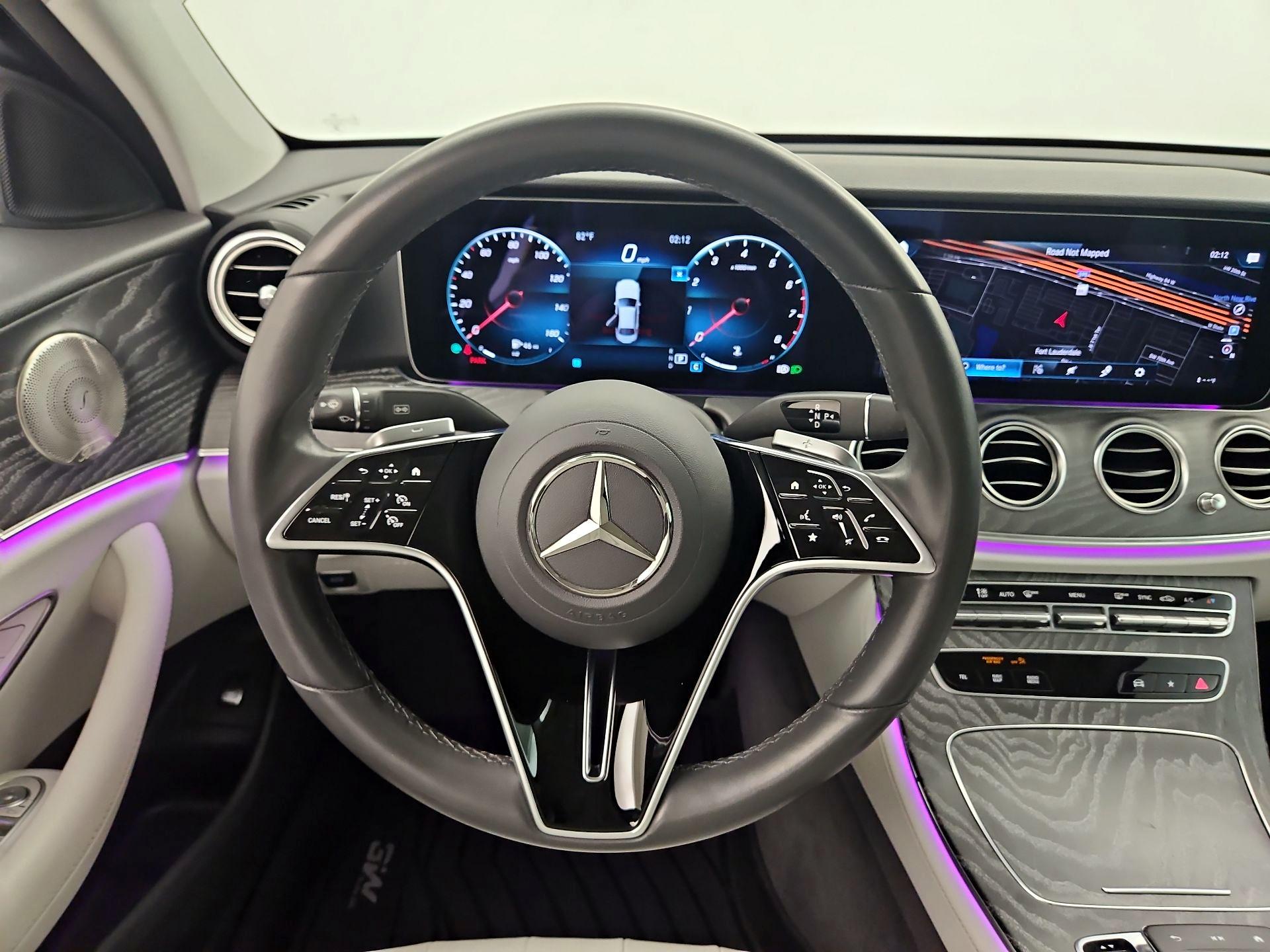 Thumbnail: 2022 Mercedes-Benz E-Class - 10