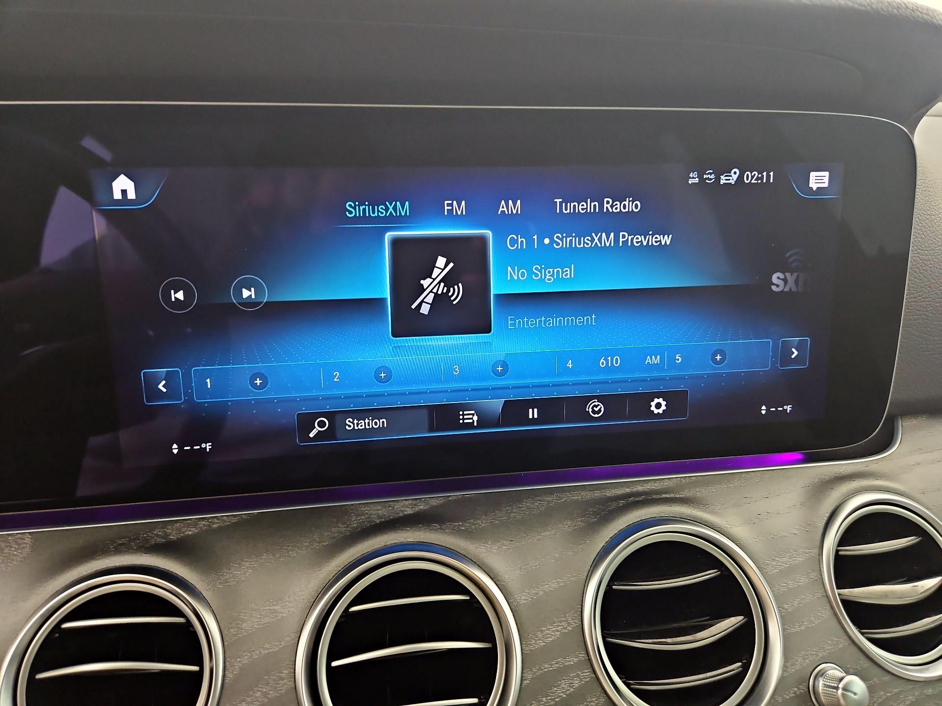 Thumbnail: 2022 Mercedes-Benz E-Class - 16