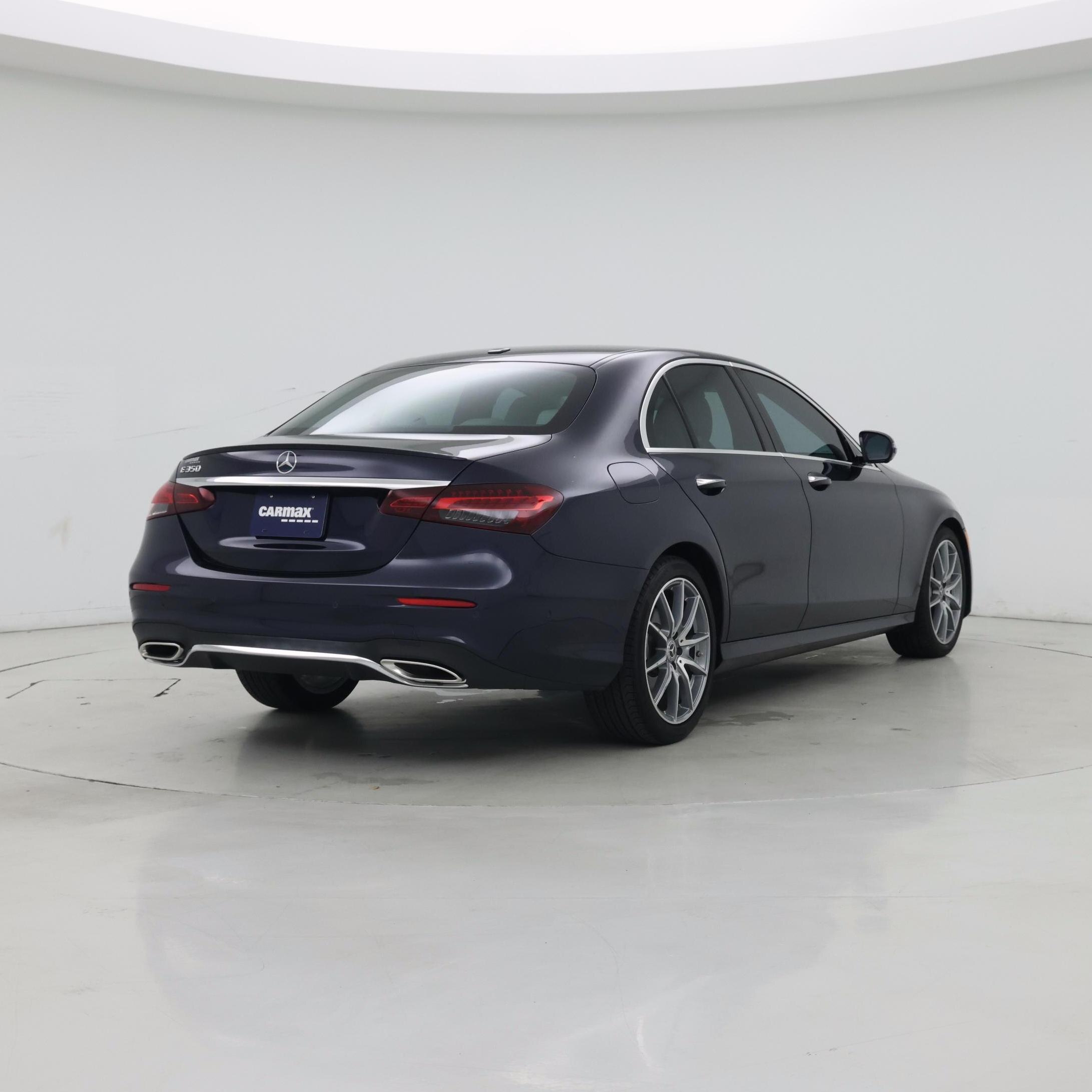 Thumbnail: 2022 Mercedes-Benz E-Class - 8