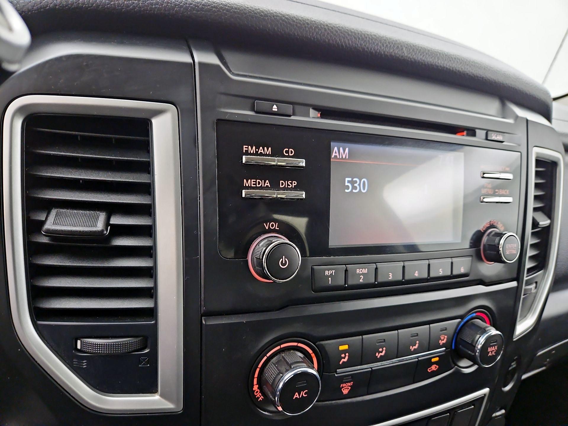 Thumbnail: 2018 Nissan Titan - 15