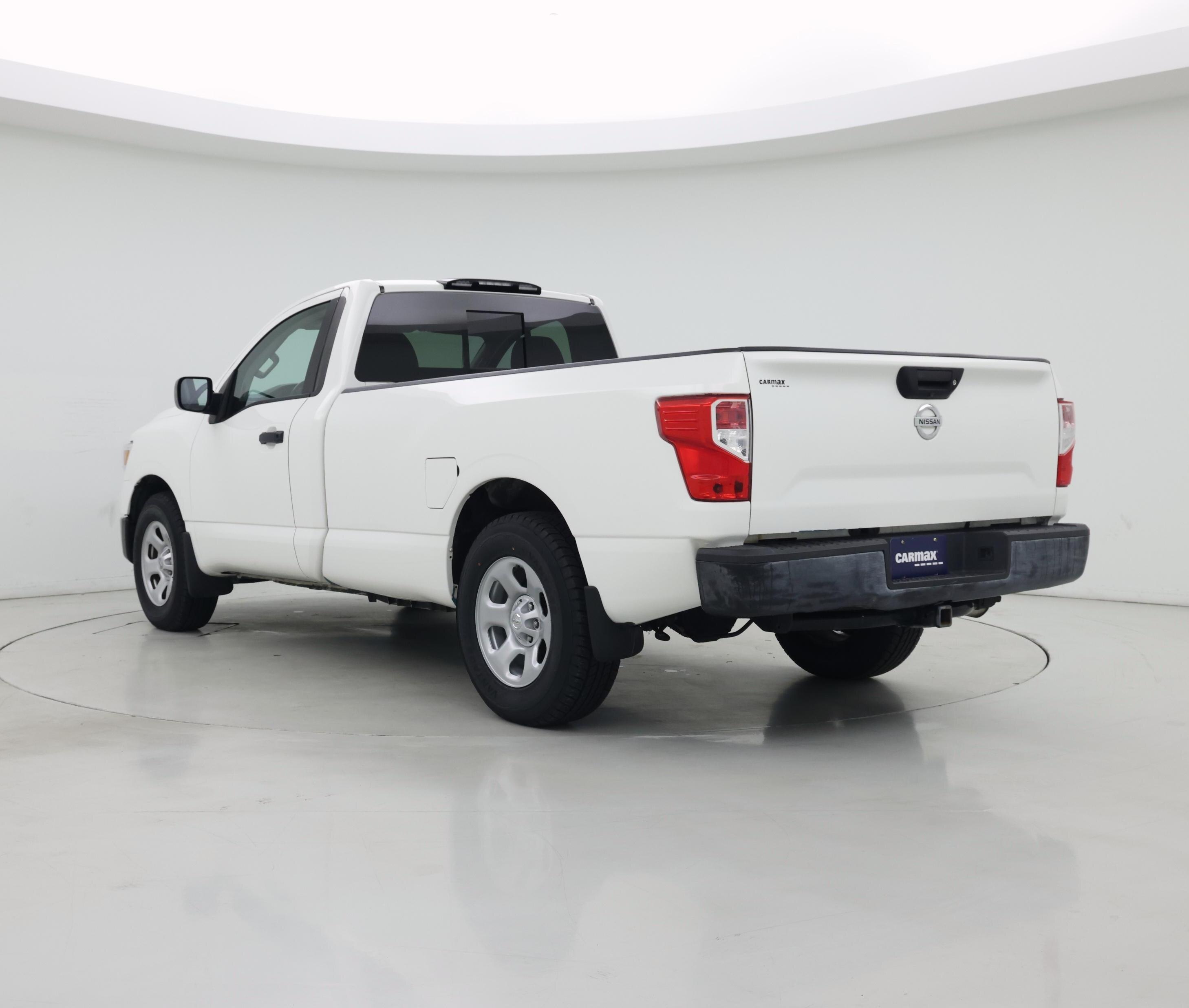 Thumbnail: 2018 Nissan Titan - 2