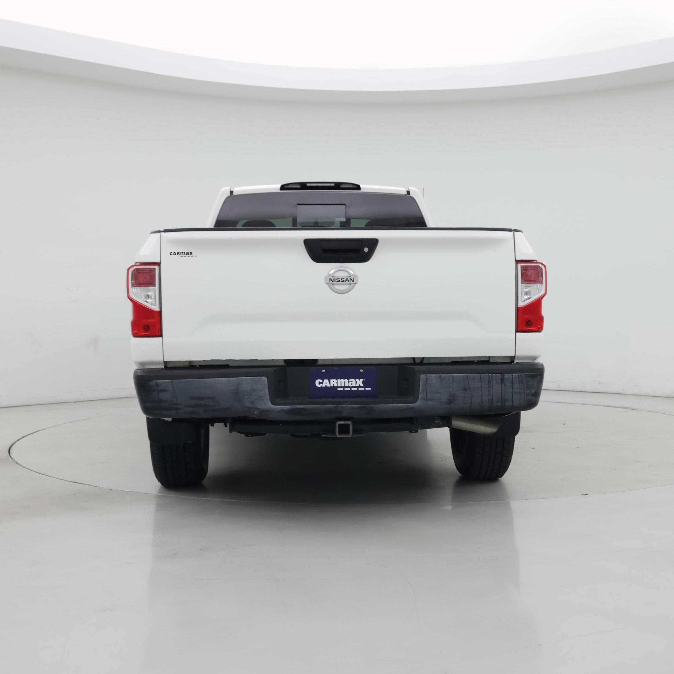 Thumbnail: 2018 Nissan Titan - 6