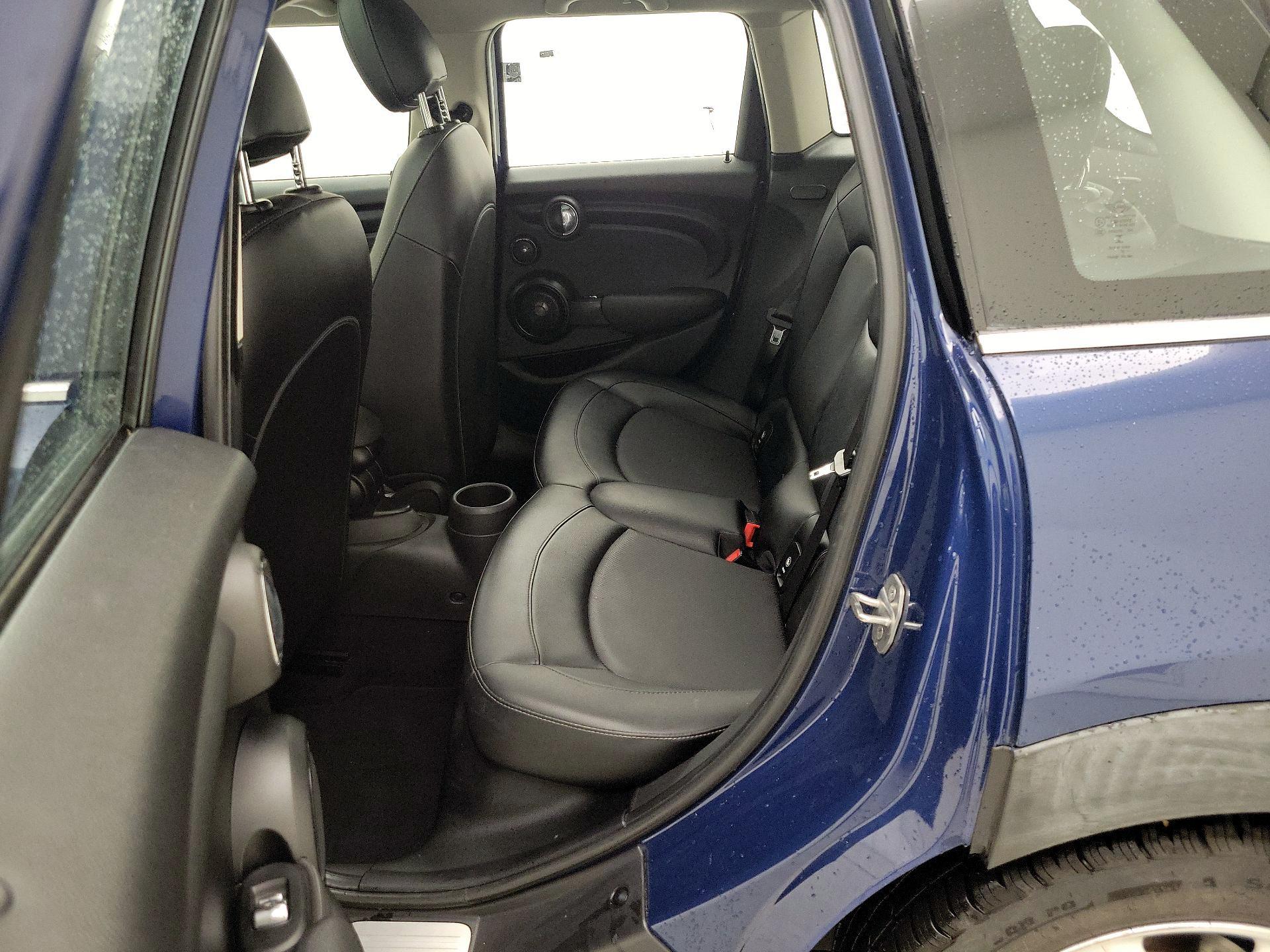 Thumbnail: 2017 MINI Cooper Hardtop - 20