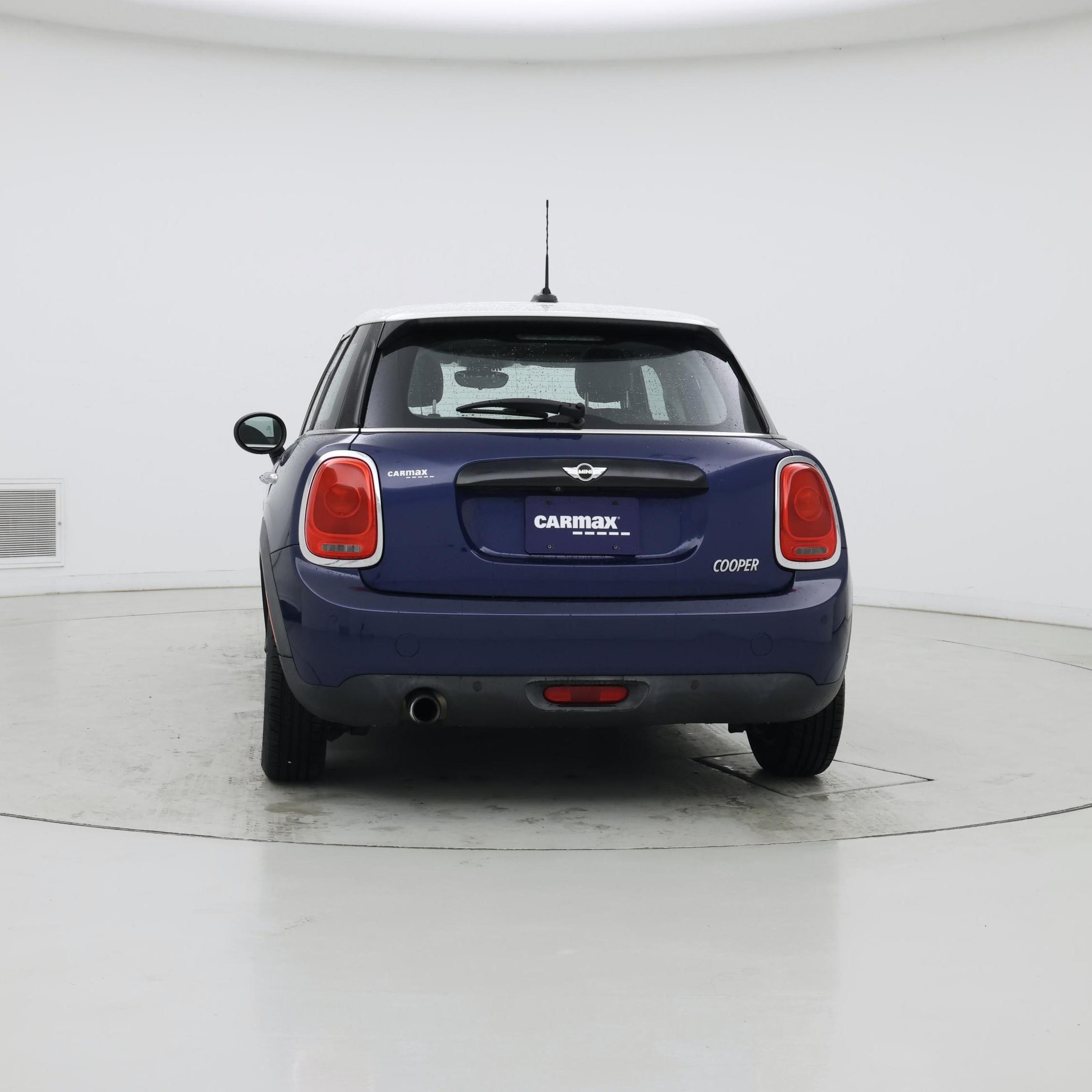 Thumbnail: 2017 MINI Cooper Hardtop - 6