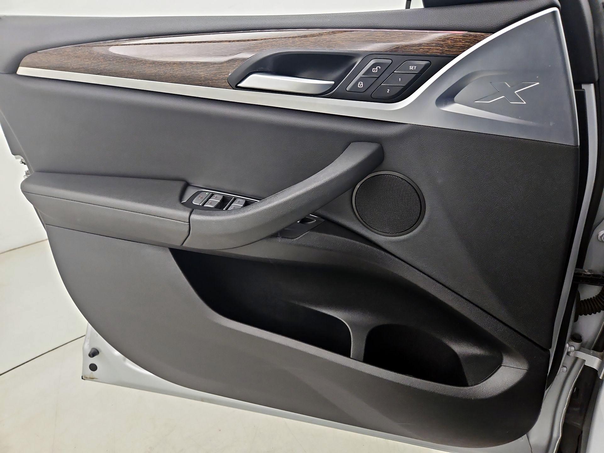 Thumbnail: 2020 BMW X4 - 12