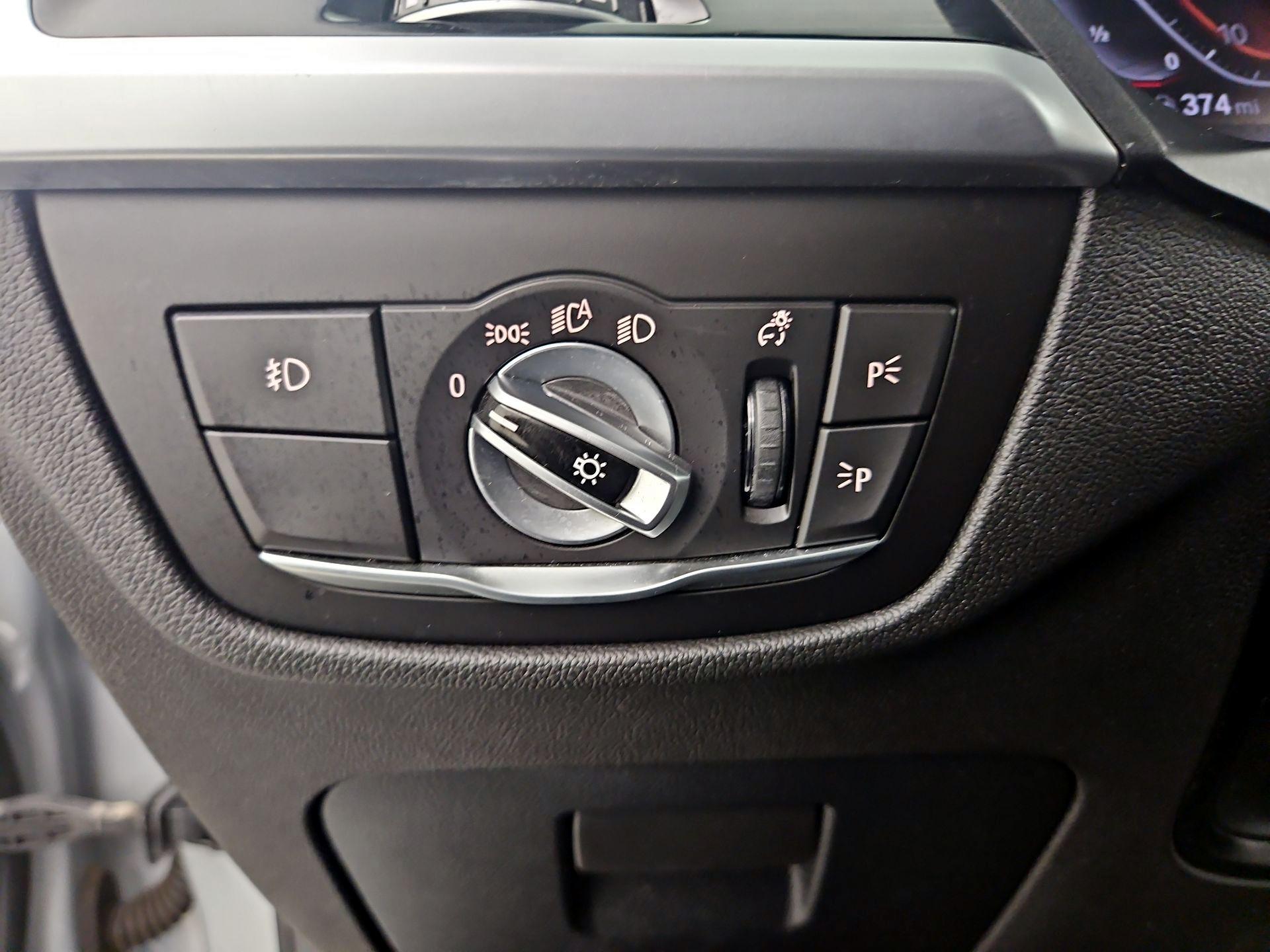 Thumbnail: 2020 BMW X4 - 13