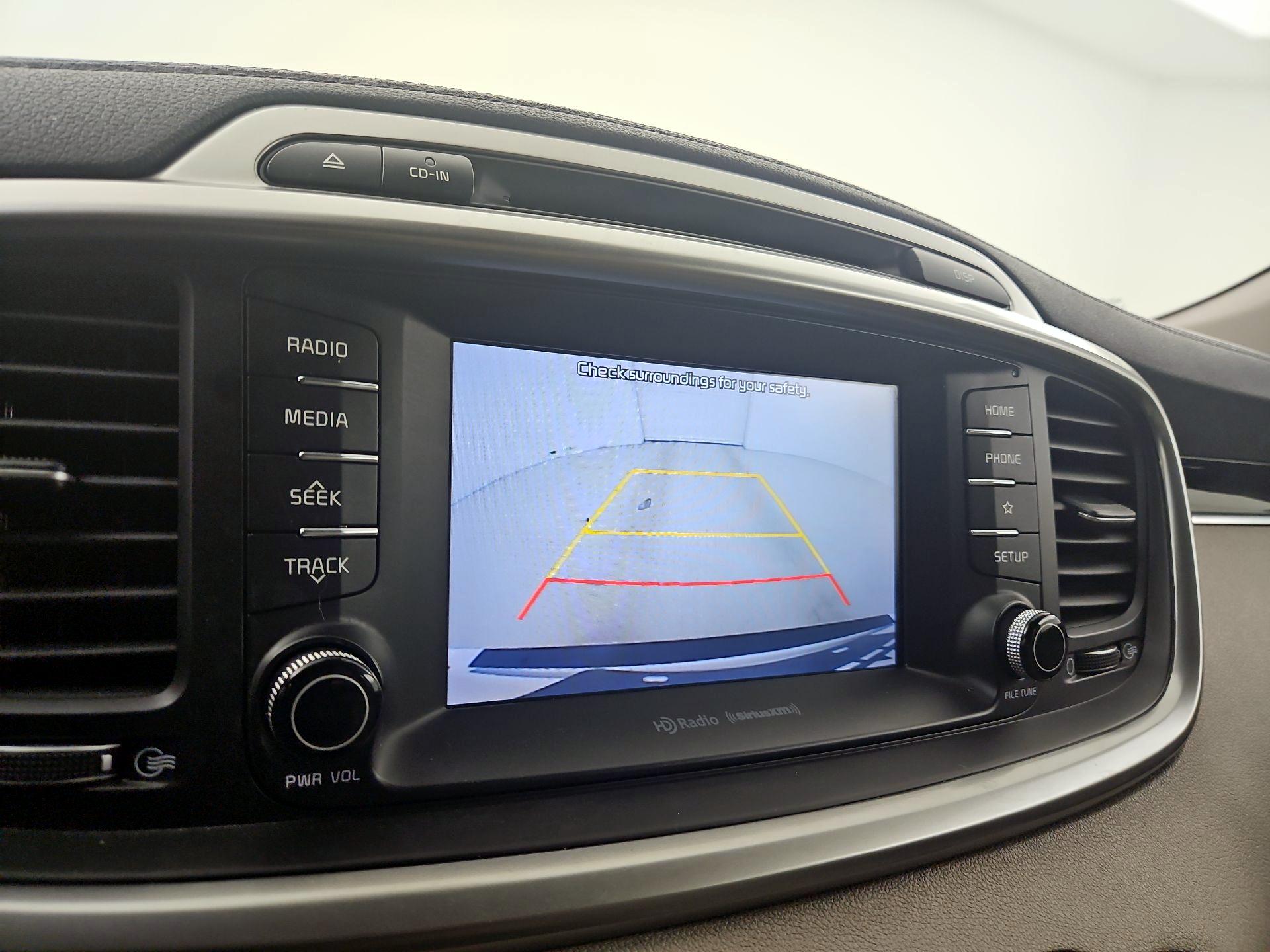 Thumbnail: 2019 Kia Sorento - 14