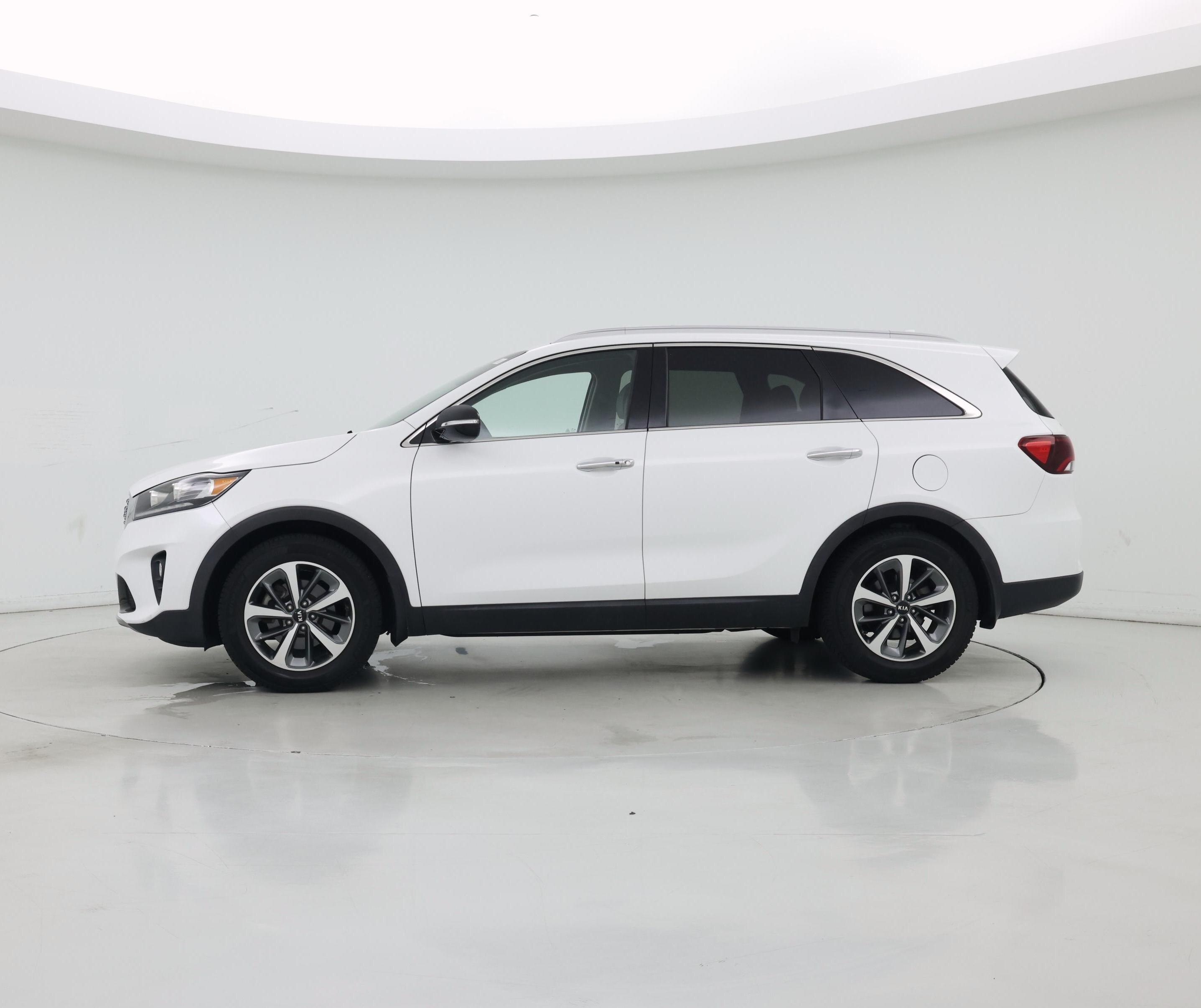 Thumbnail: 2019 Kia Sorento - 3