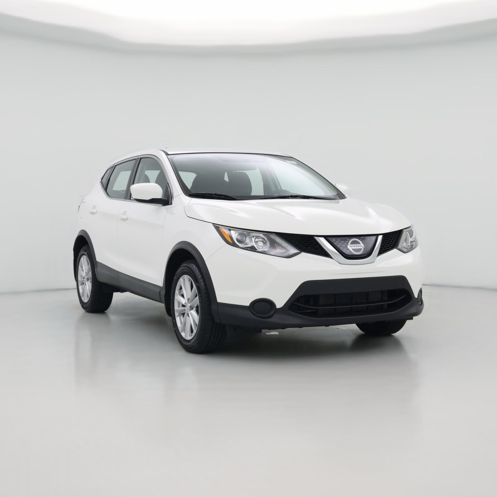 Thumbnail: 2018 Nissan Rogue Sport - 1