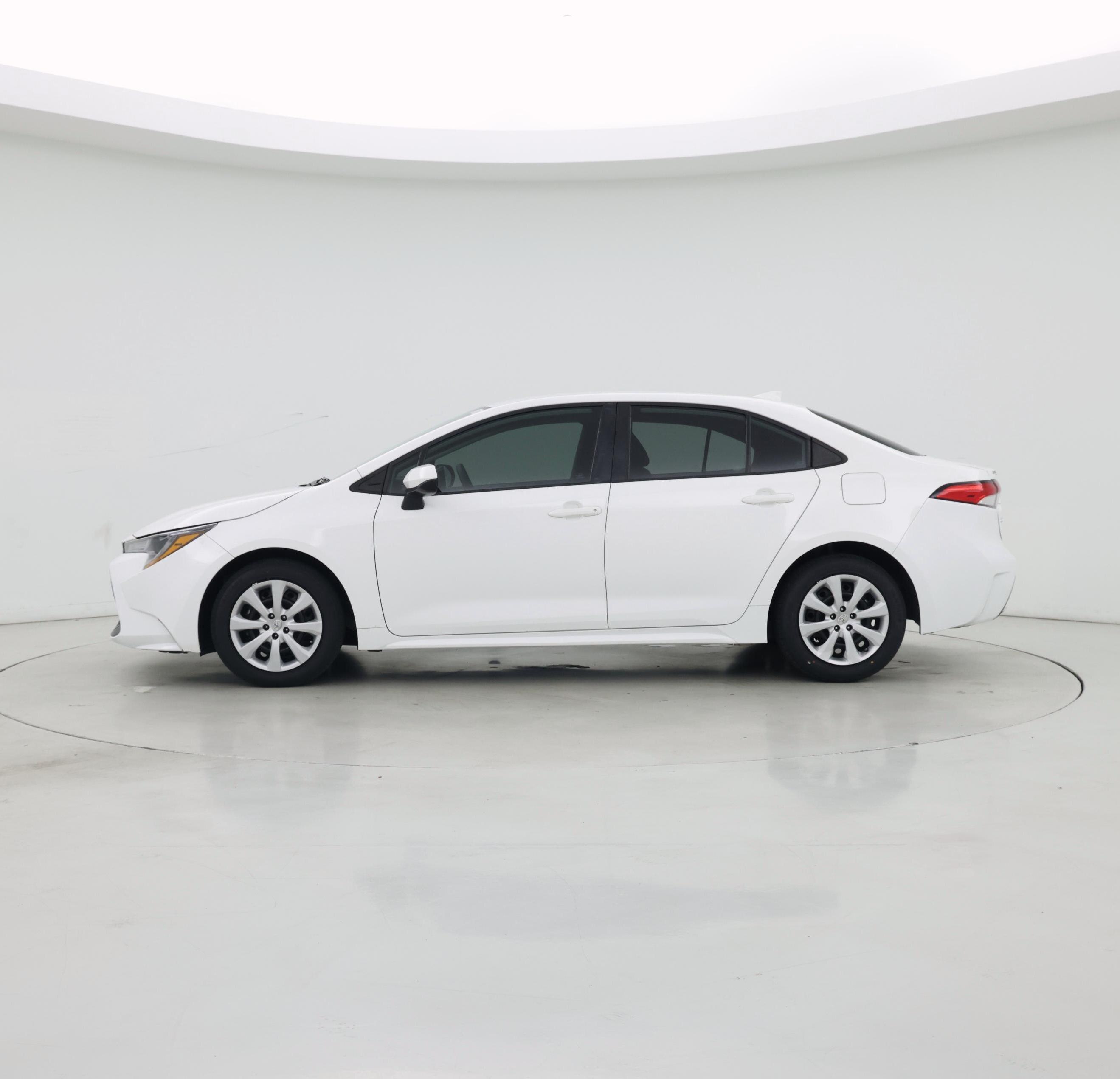 Thumbnail: 2022 Toyota Corolla - 3