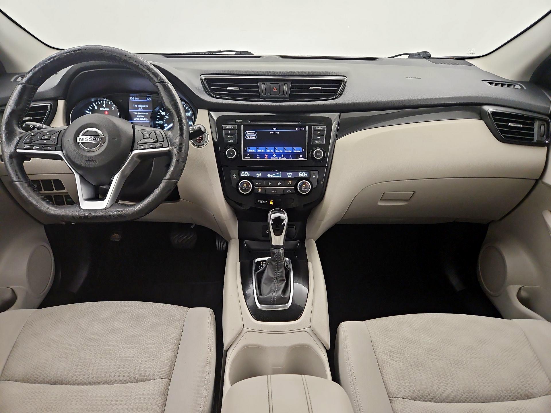 Thumbnail: 2020 Nissan Rogue Sport - 9