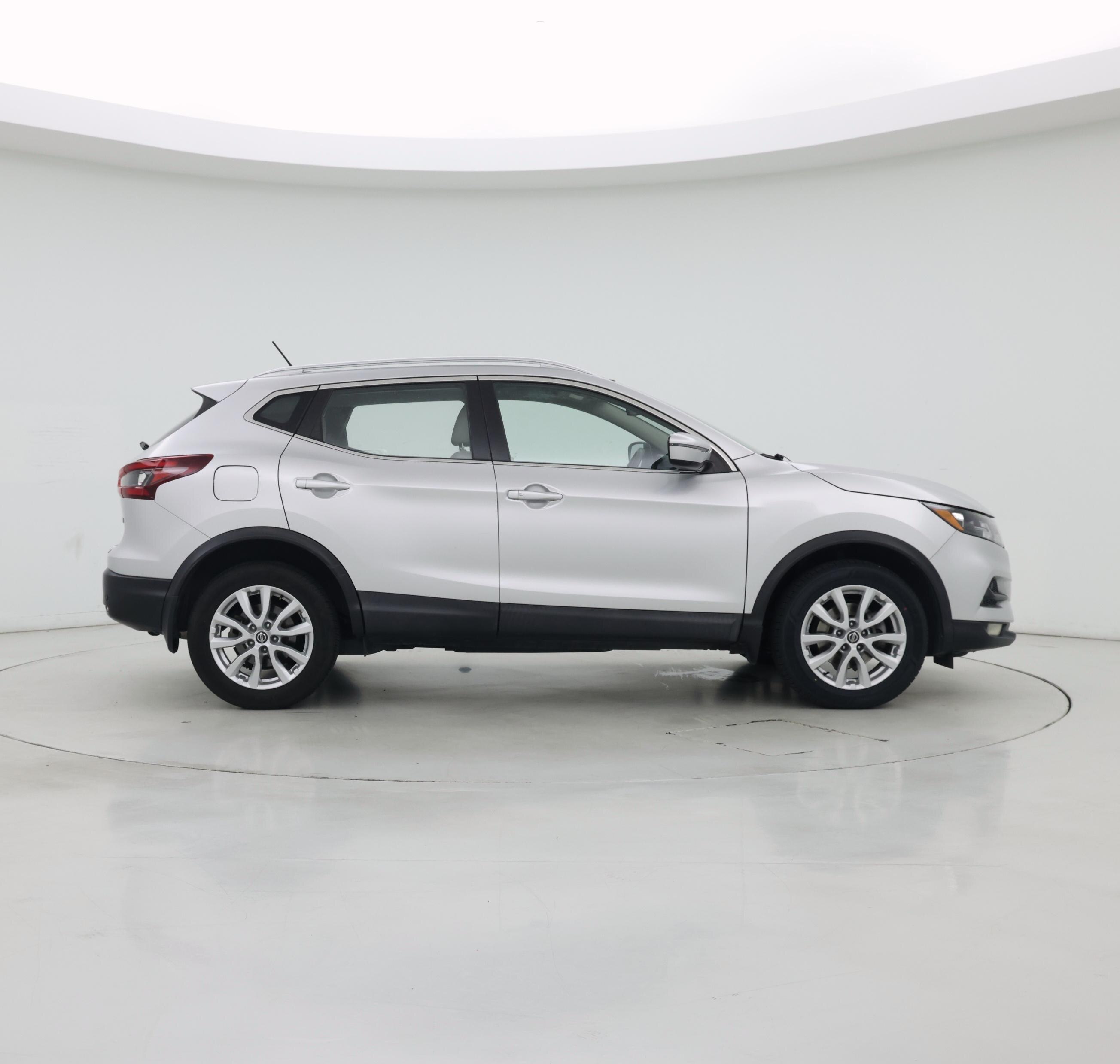 Thumbnail: 2020 Nissan Rogue Sport - 7