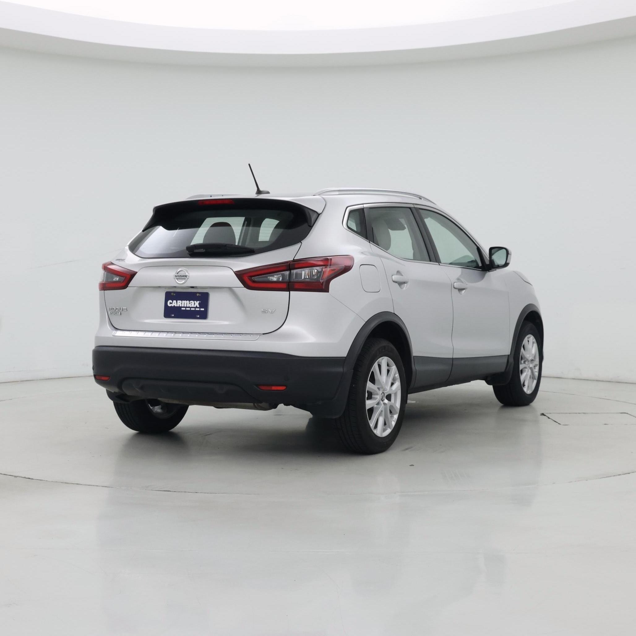 Thumbnail: 2020 Nissan Rogue Sport - 8