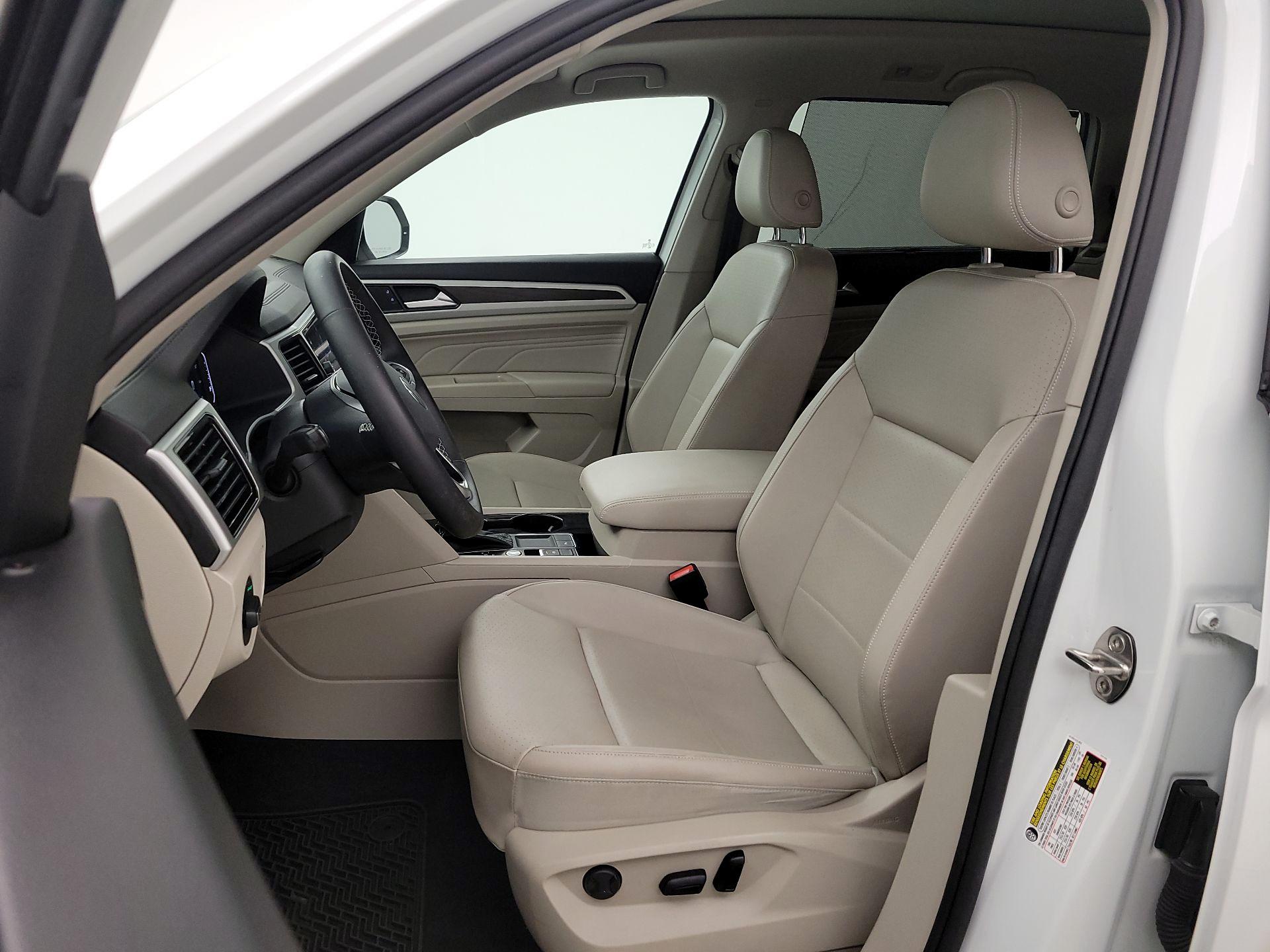 Thumbnail: 2022 Volkswagen Atlas - 11