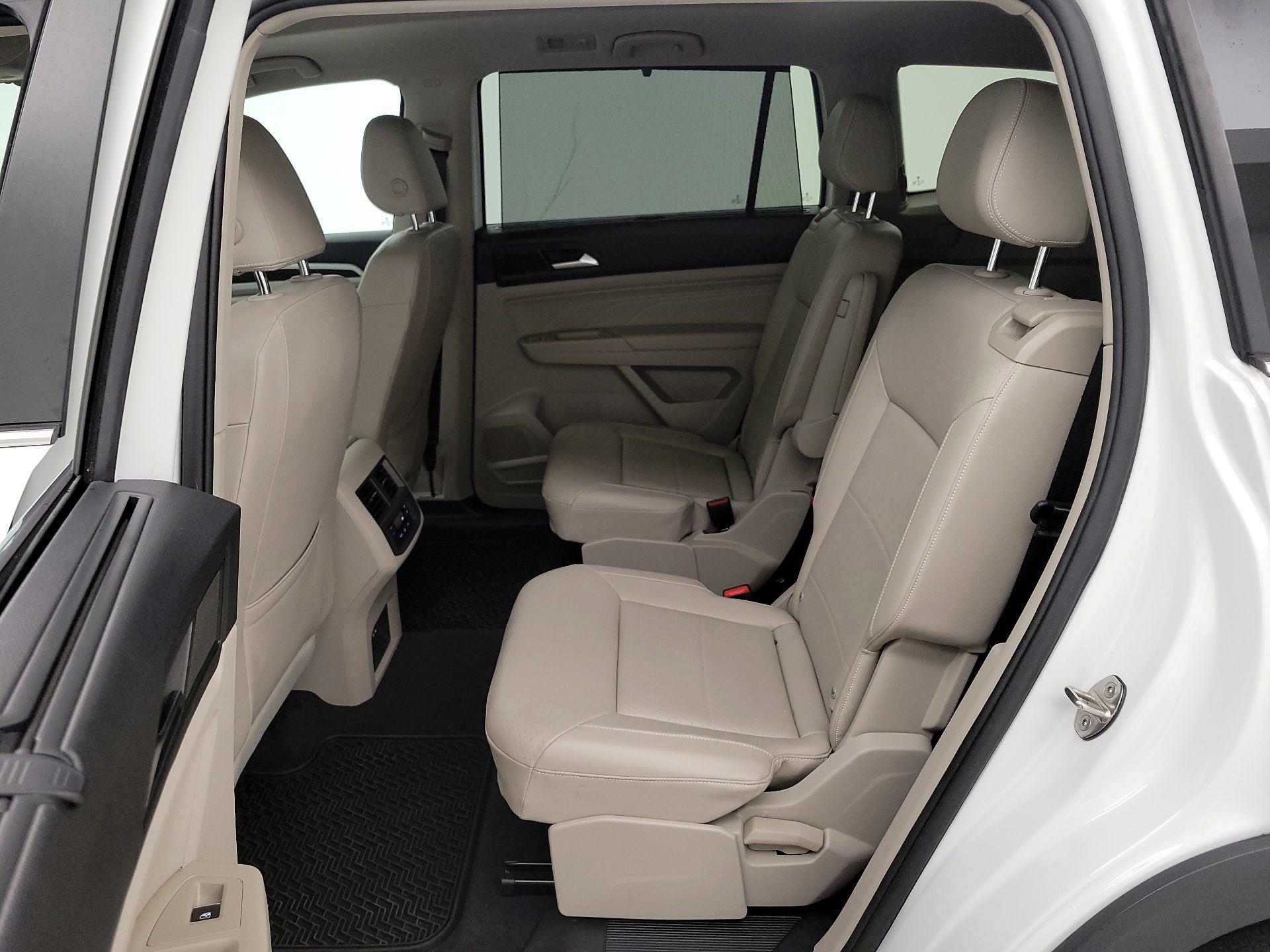 Thumbnail: 2022 Volkswagen Atlas - 20