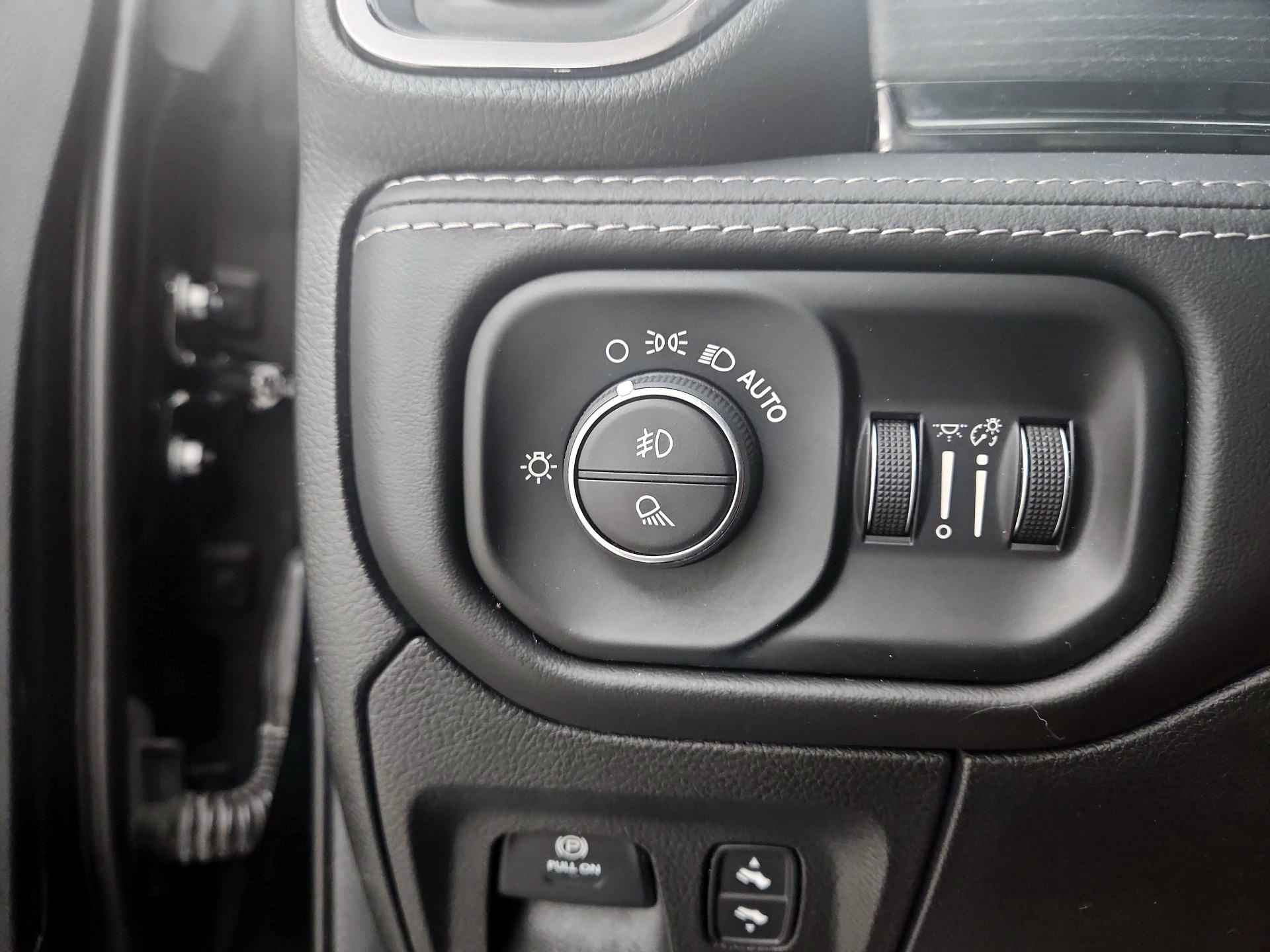 Thumbnail: 2022 RAM 1500 - 13