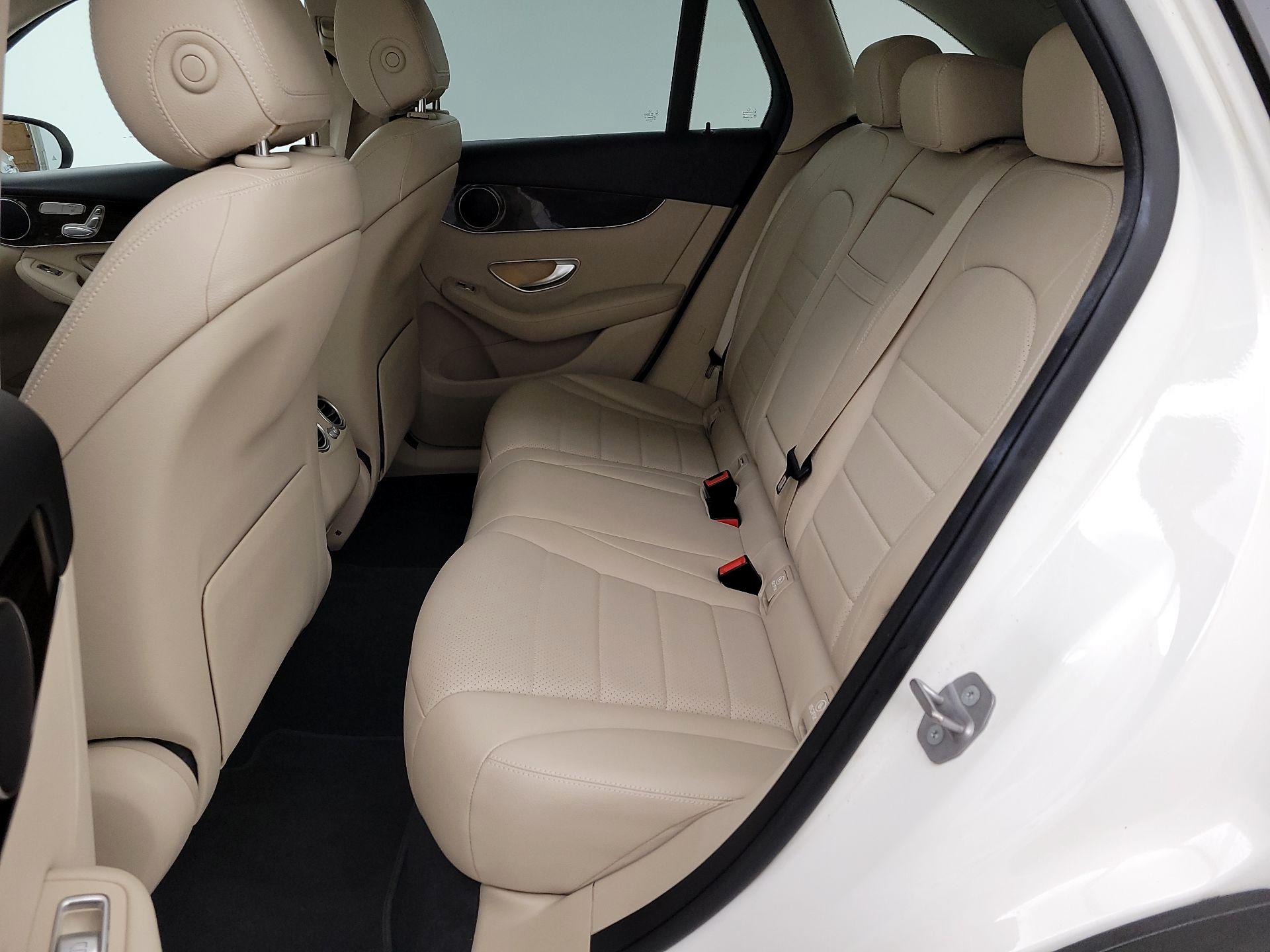 Thumbnail: 2021 Mercedes-Benz GLC - 20