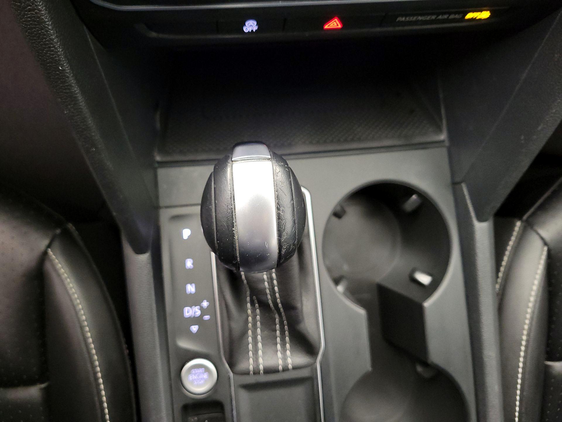 Thumbnail: 2021 Volkswagen Atlas - 17