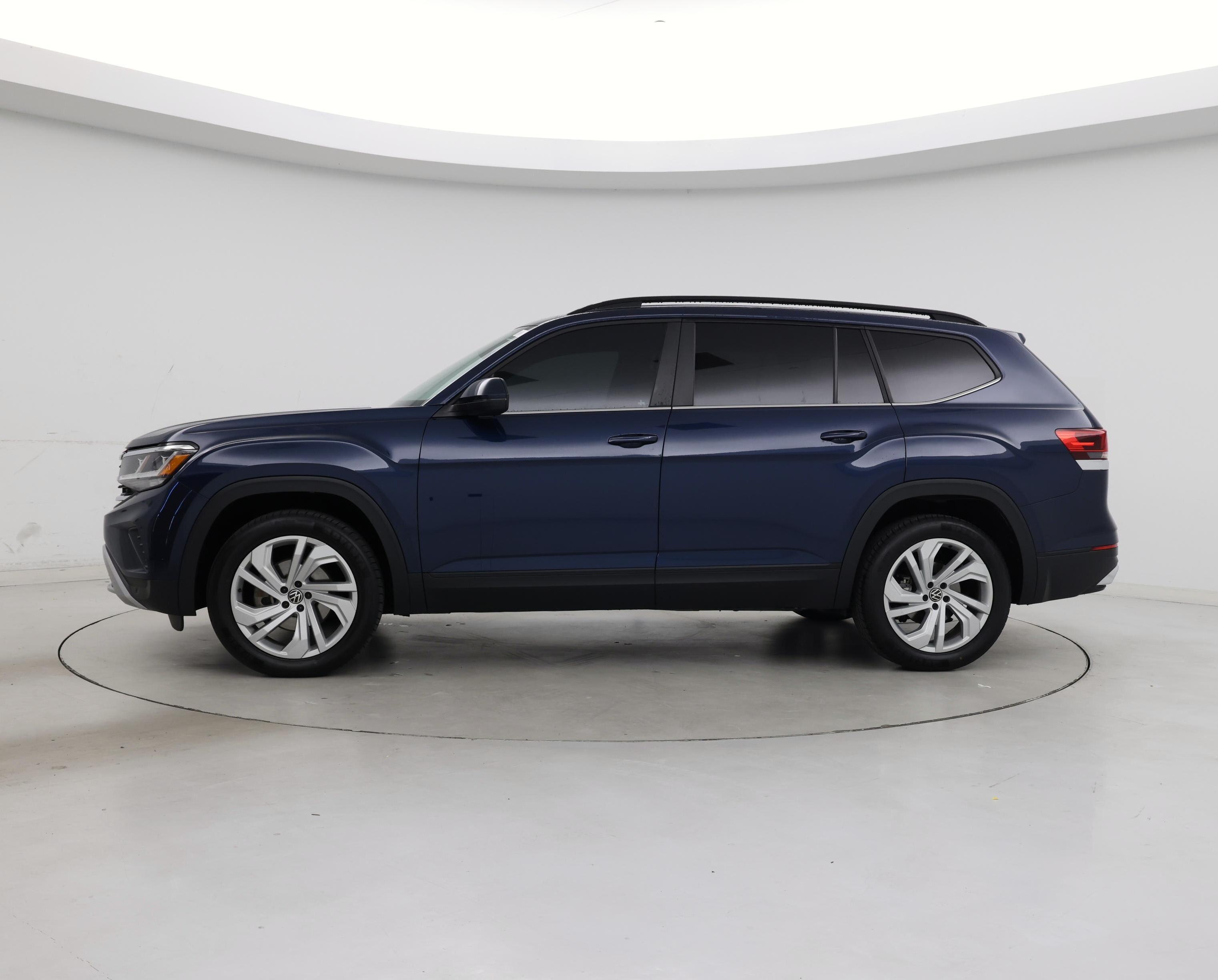 Thumbnail: 2021 Volkswagen Atlas - 3