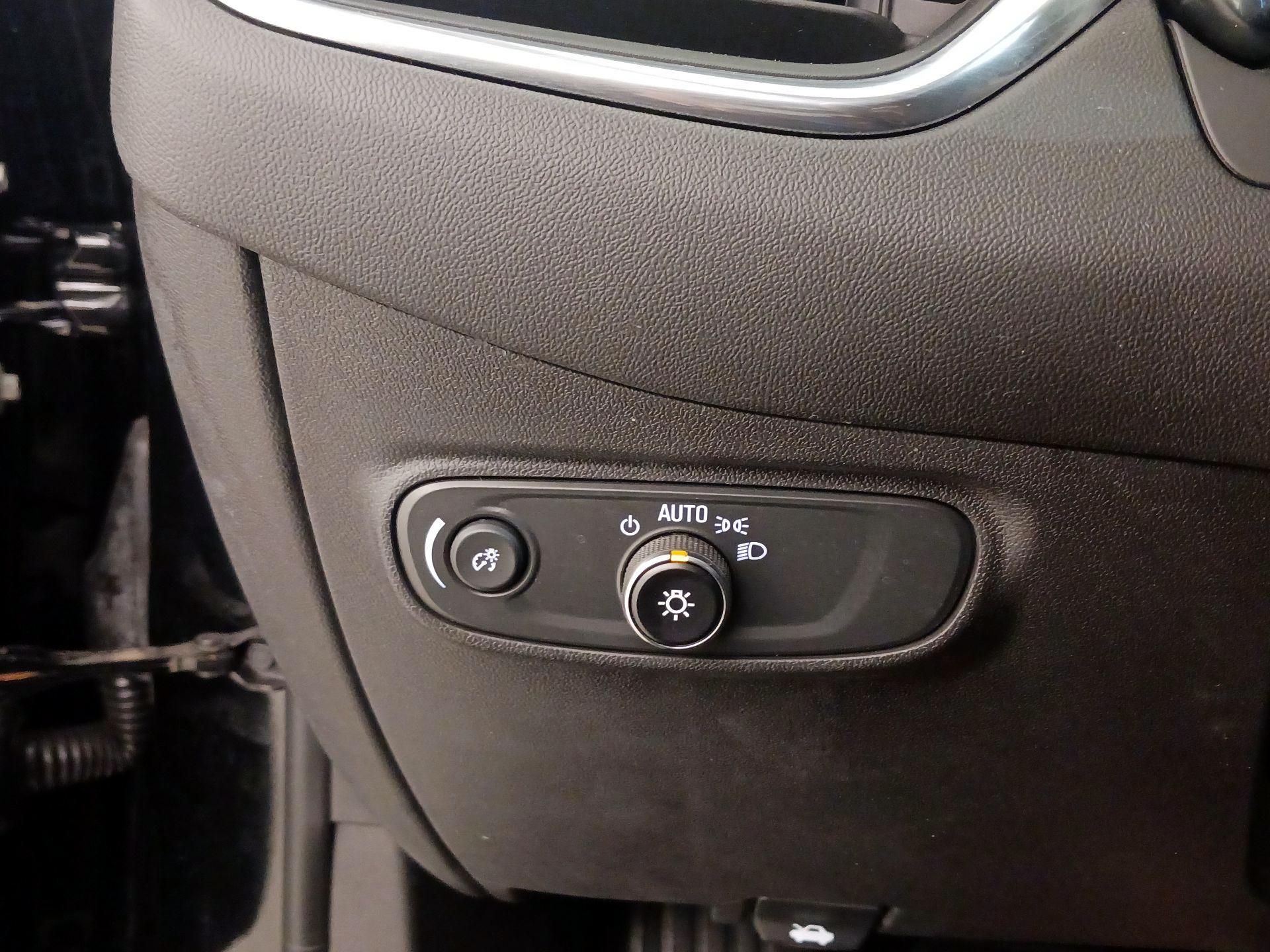 Thumbnail: 2023 Chevrolet Equinox - 13