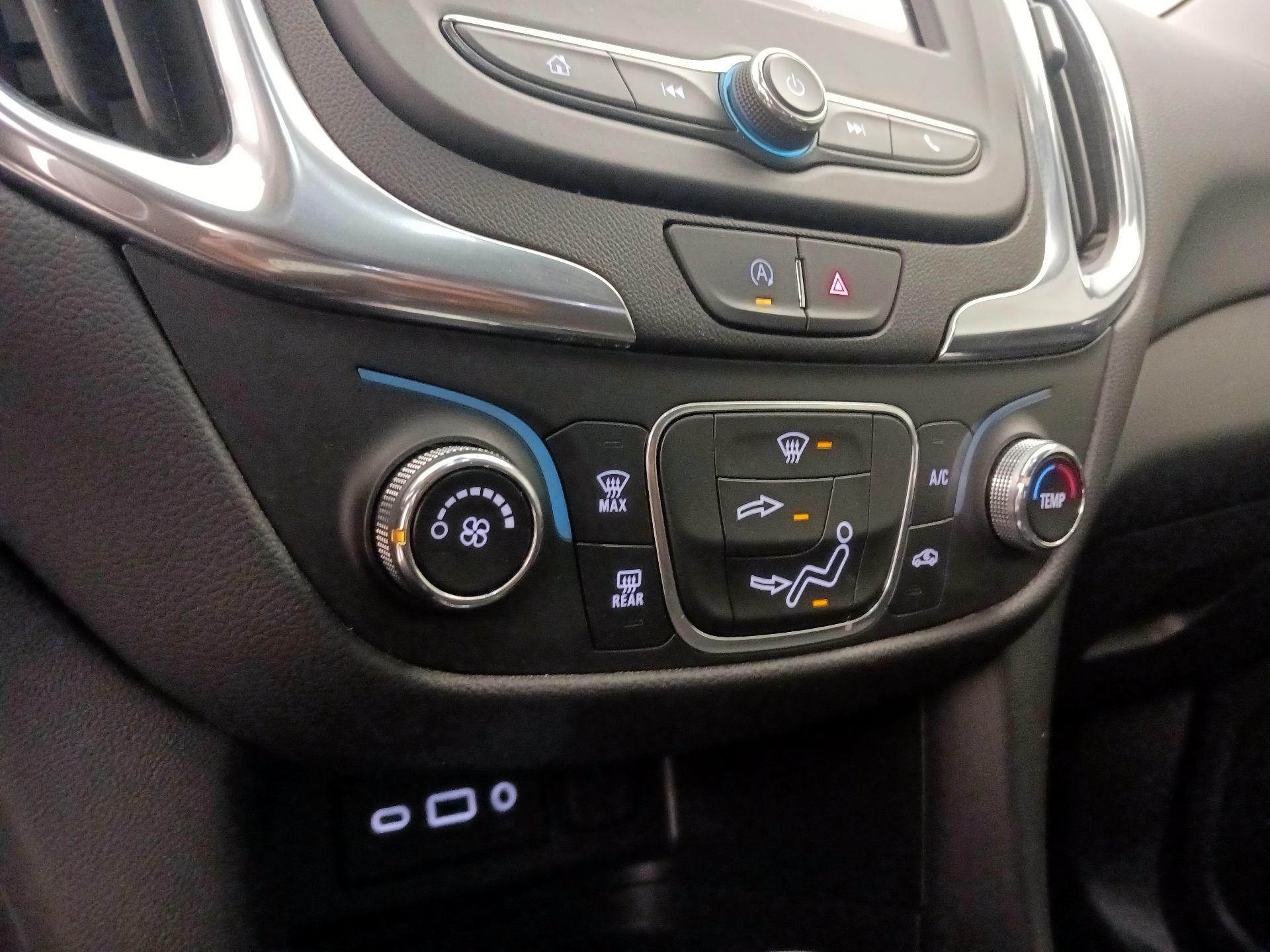 Thumbnail: 2023 Chevrolet Equinox - 16