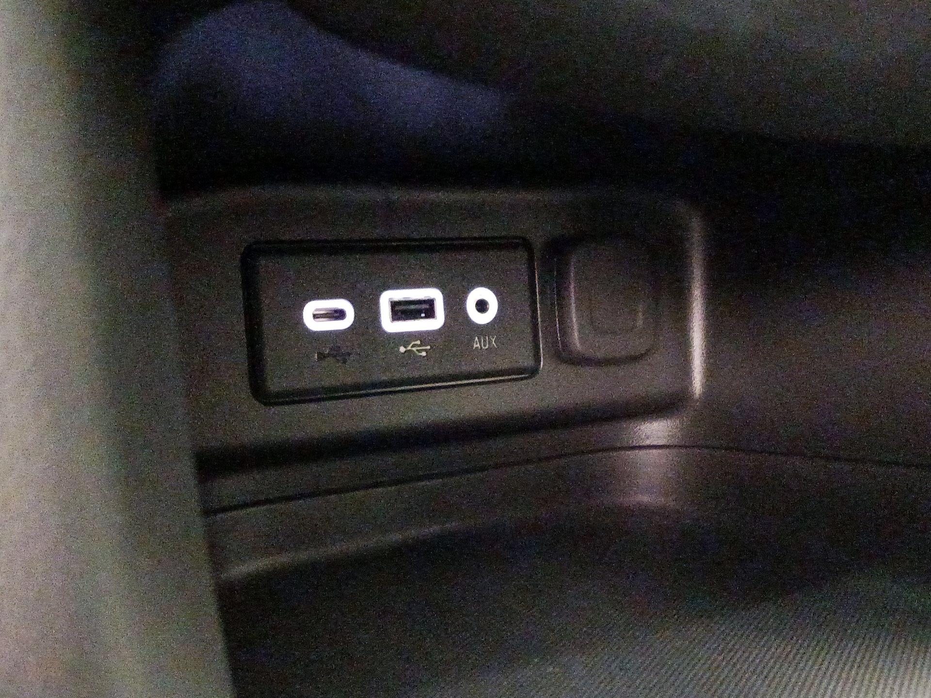 Thumbnail: 2023 Chevrolet Equinox - 18