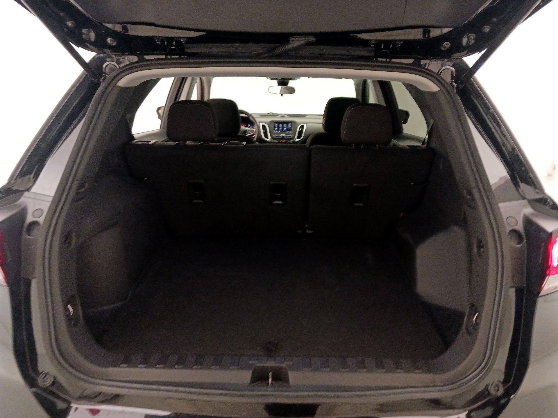 Thumbnail: 2023 Chevrolet Equinox - 20