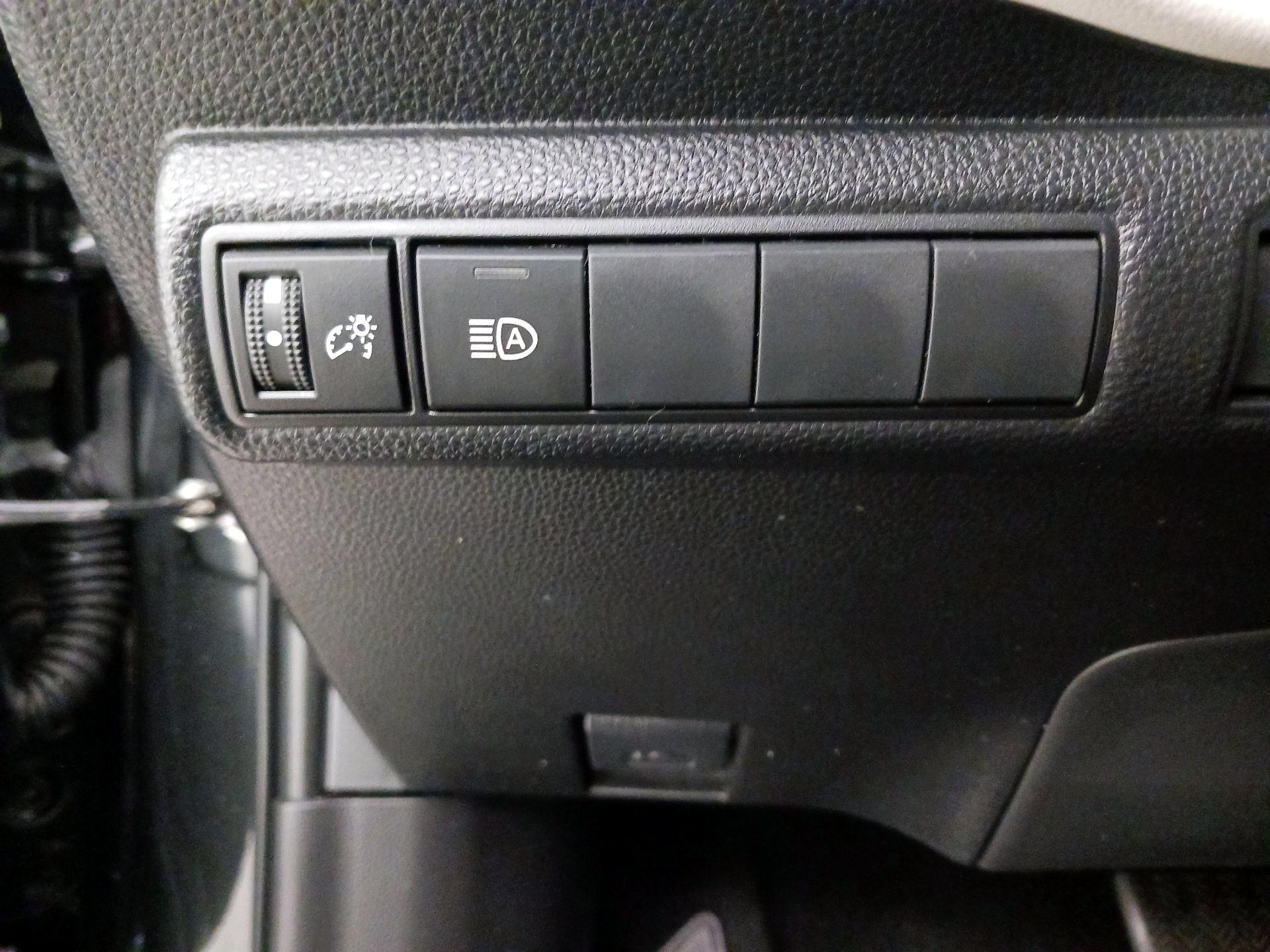 Thumbnail: 2022 Toyota Corolla - 13