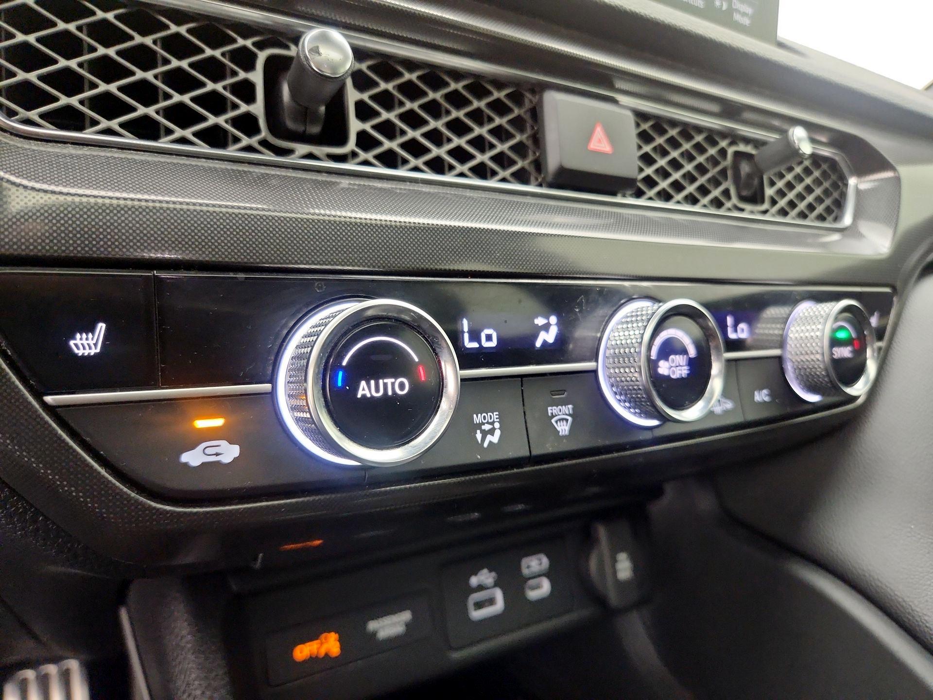 Thumbnail: 2023 Acura Integra - 16