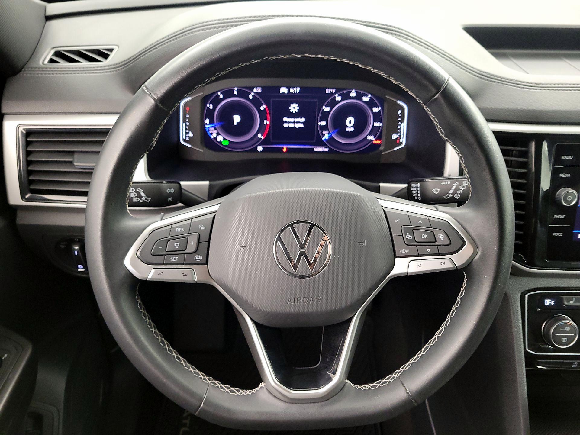 Thumbnail: 2022 Volkswagen Atlas - 10