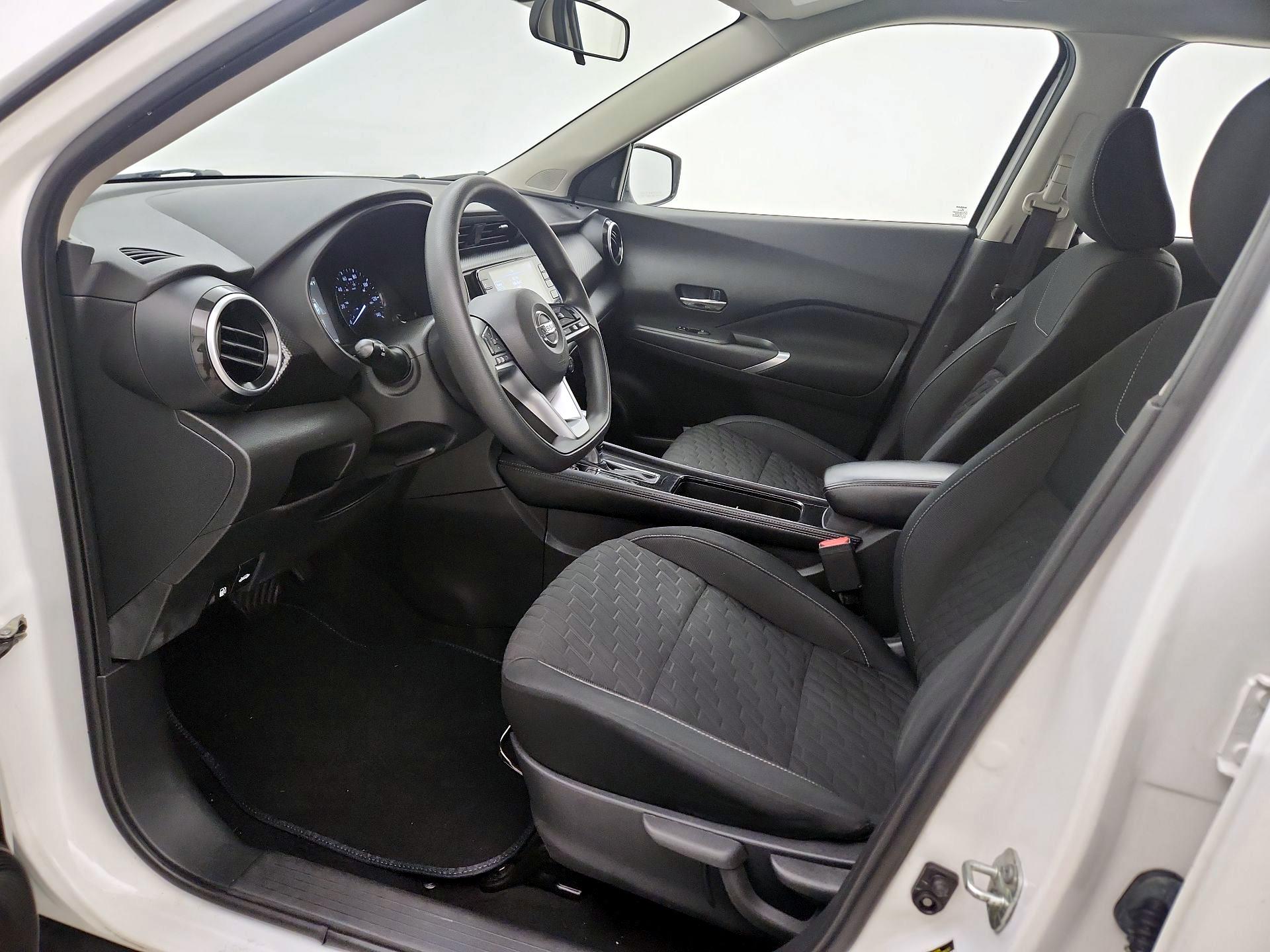 Thumbnail: 2021 Nissan Kicks - 11