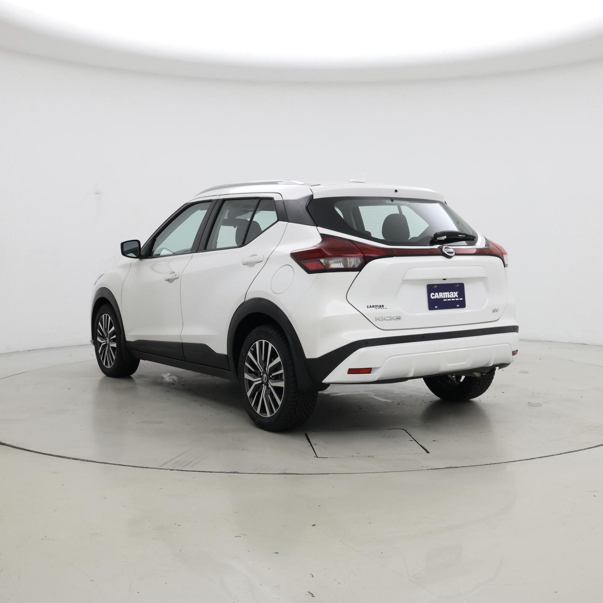 Thumbnail: 2021 Nissan Kicks - 2