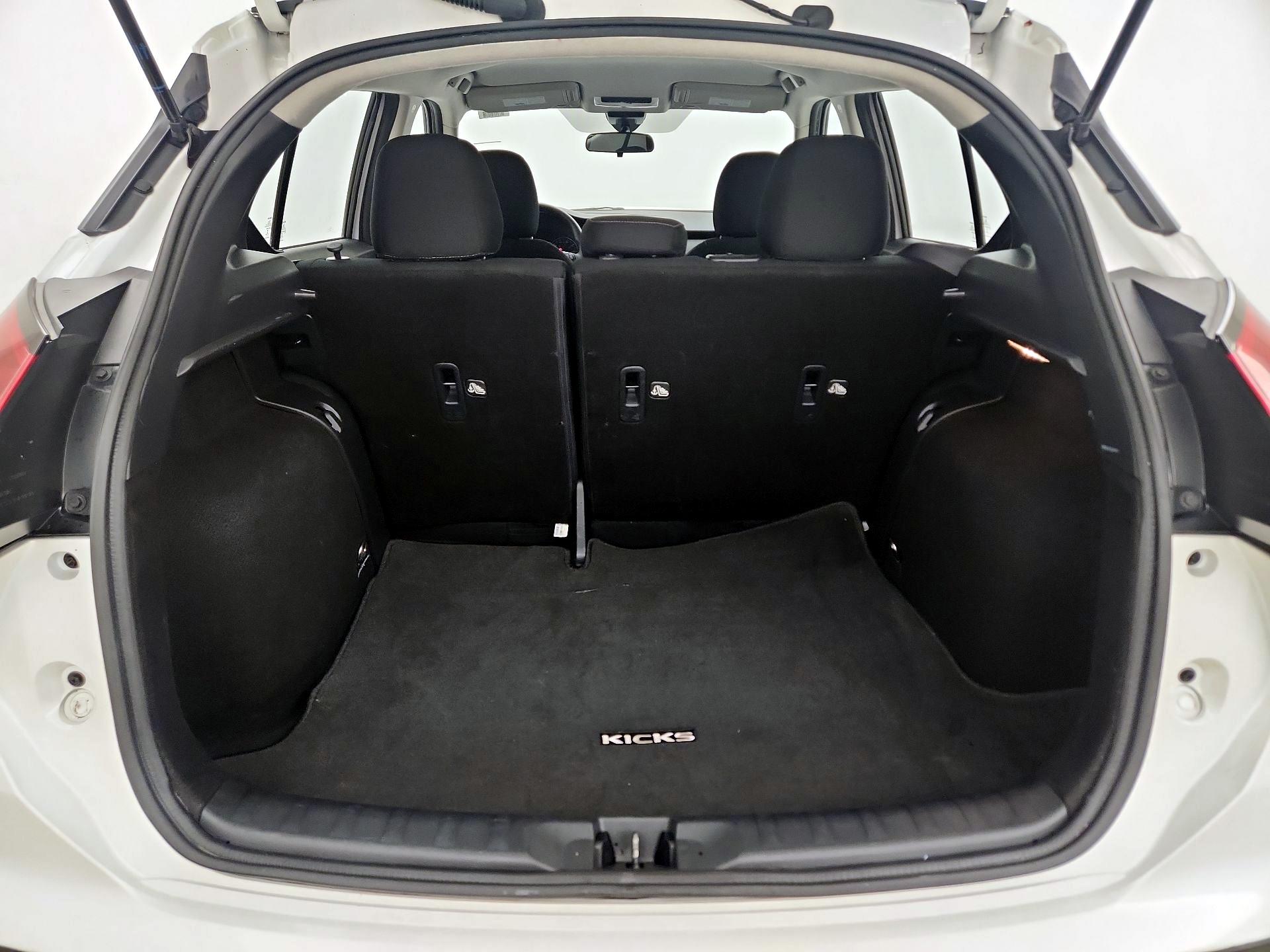 Thumbnail: 2021 Nissan Kicks - 20