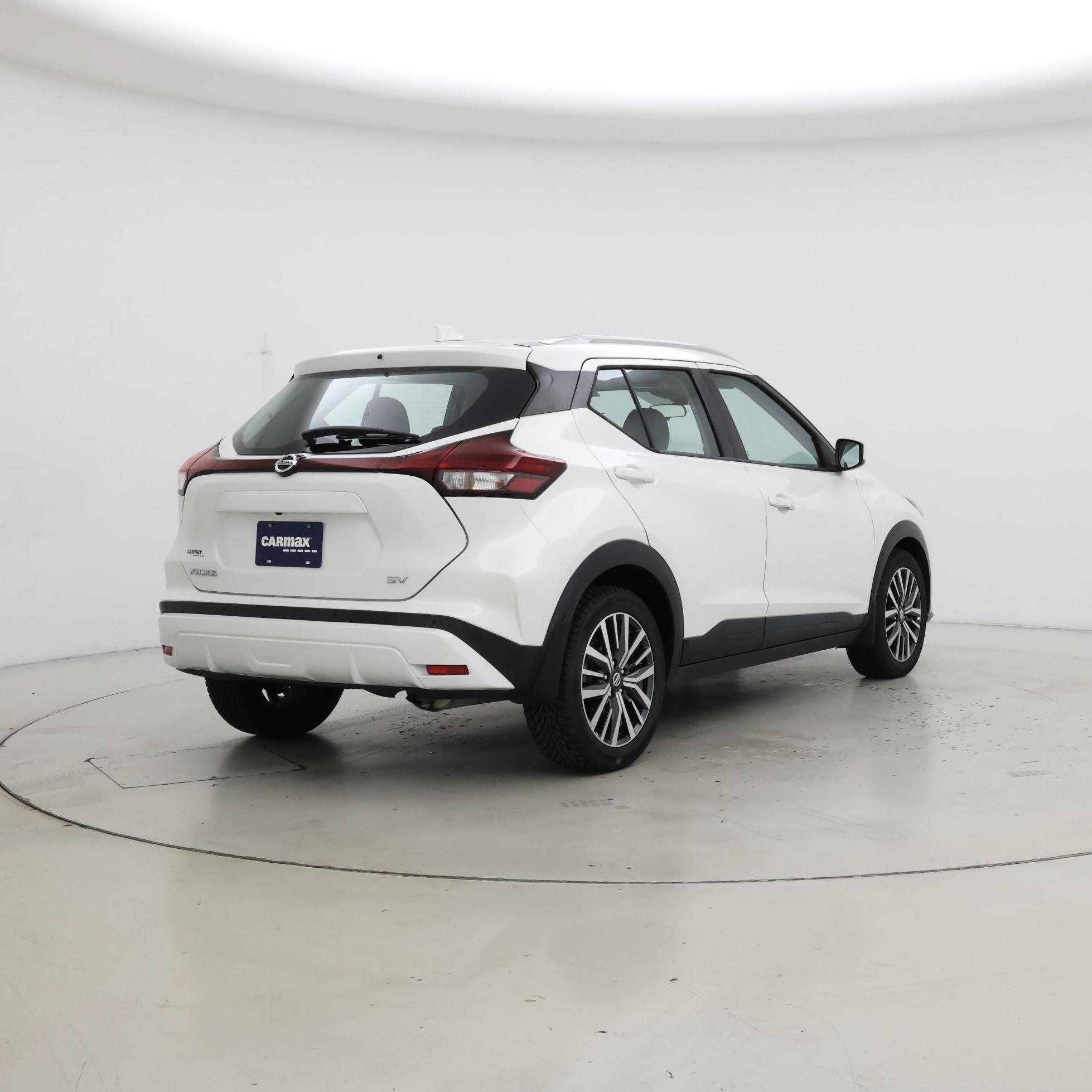 Thumbnail: 2021 Nissan Kicks - 8