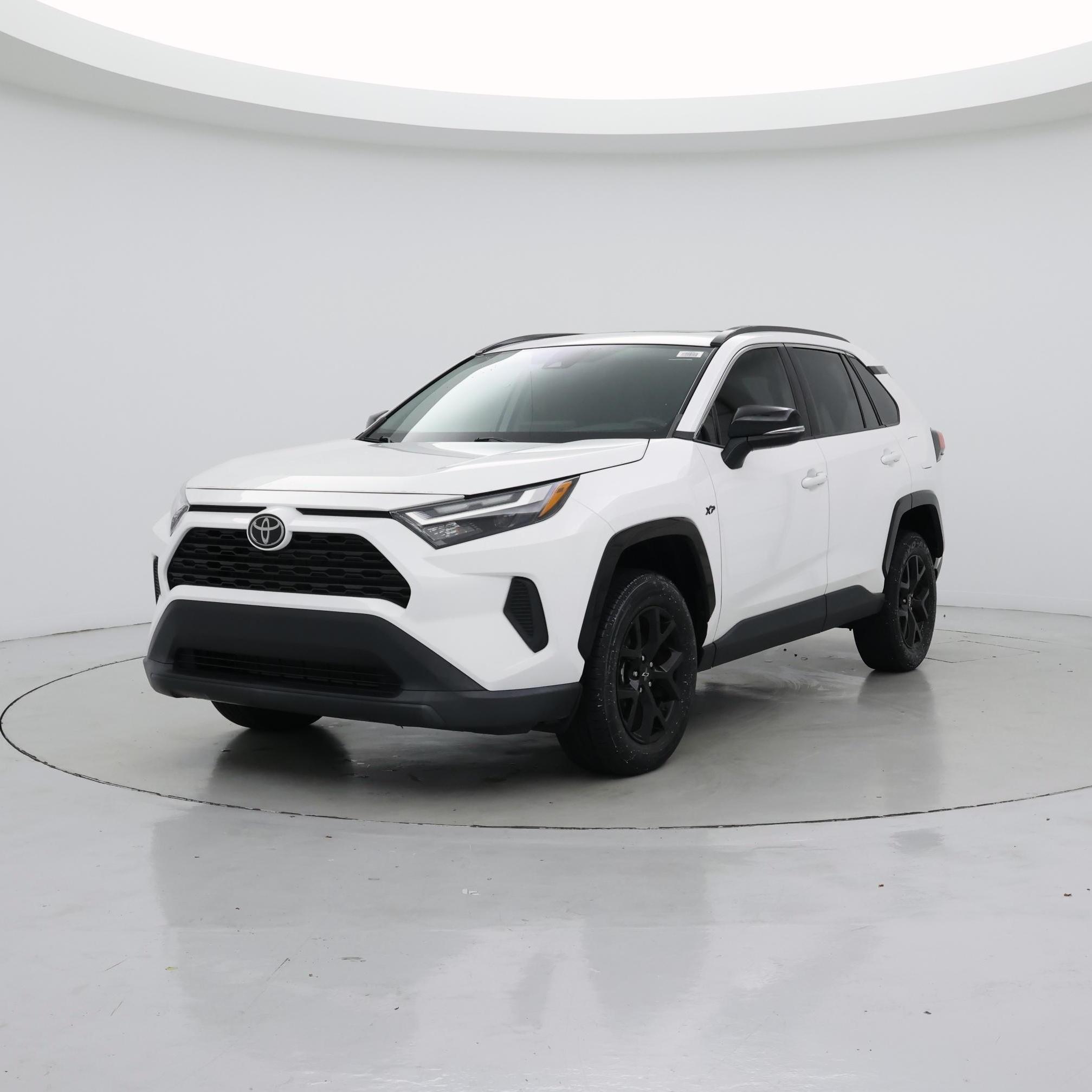 Thumbnail: 2022 Toyota RAV4 - 4