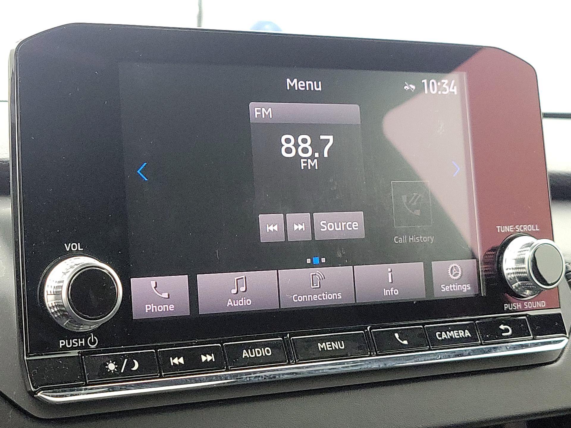 Thumbnail: 2022 Mitsubishi Outlander - 14