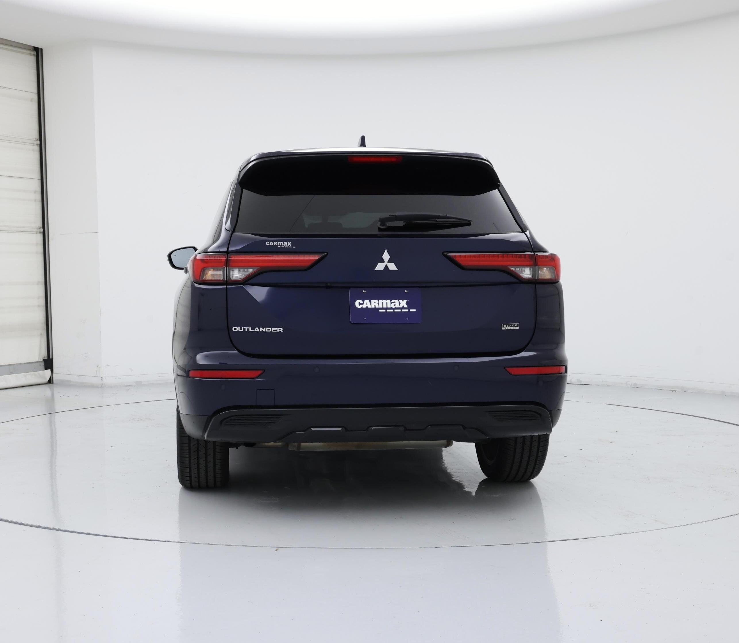 Thumbnail: 2022 Mitsubishi Outlander - 6