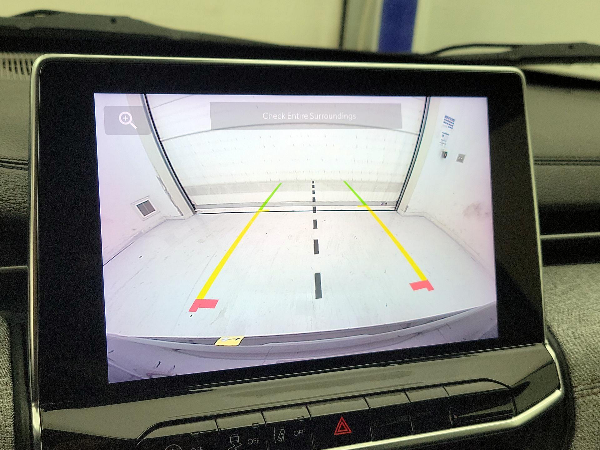 Thumbnail: 2022 Jeep Compass - 14