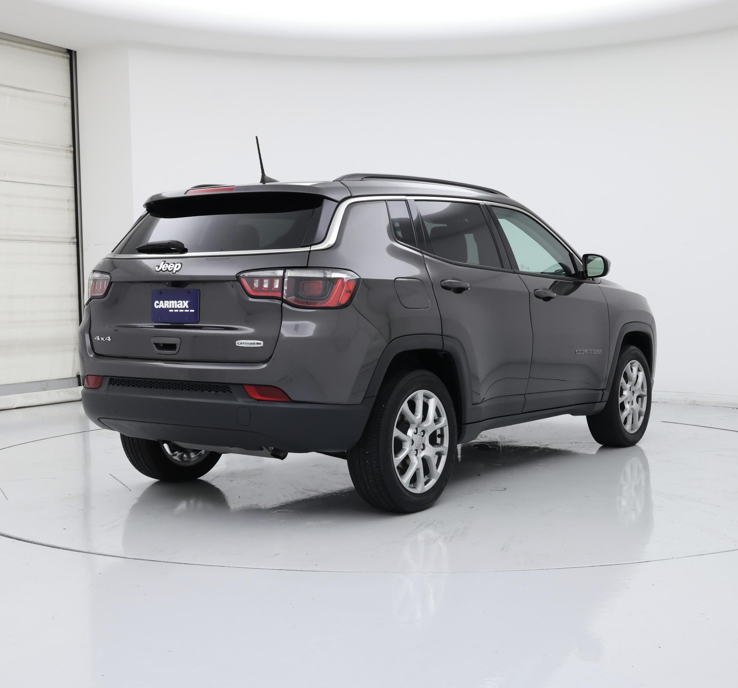 Thumbnail: 2022 Jeep Compass - 8