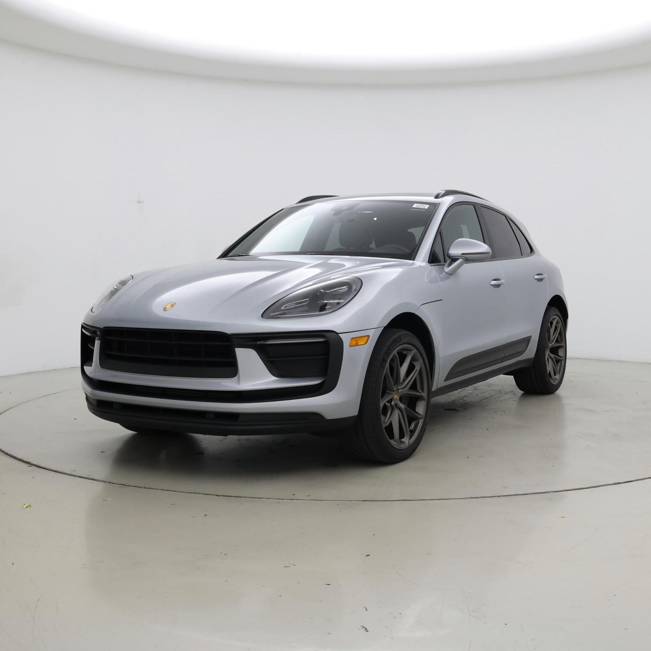 Thumbnail: 2022 Porsche Macan - 4