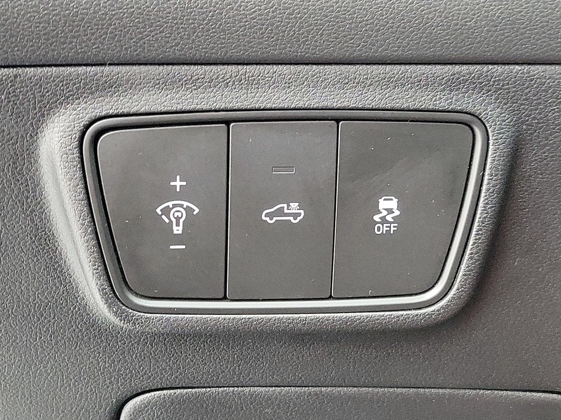 Thumbnail: 2023 Hyundai Santa Cruz - 13