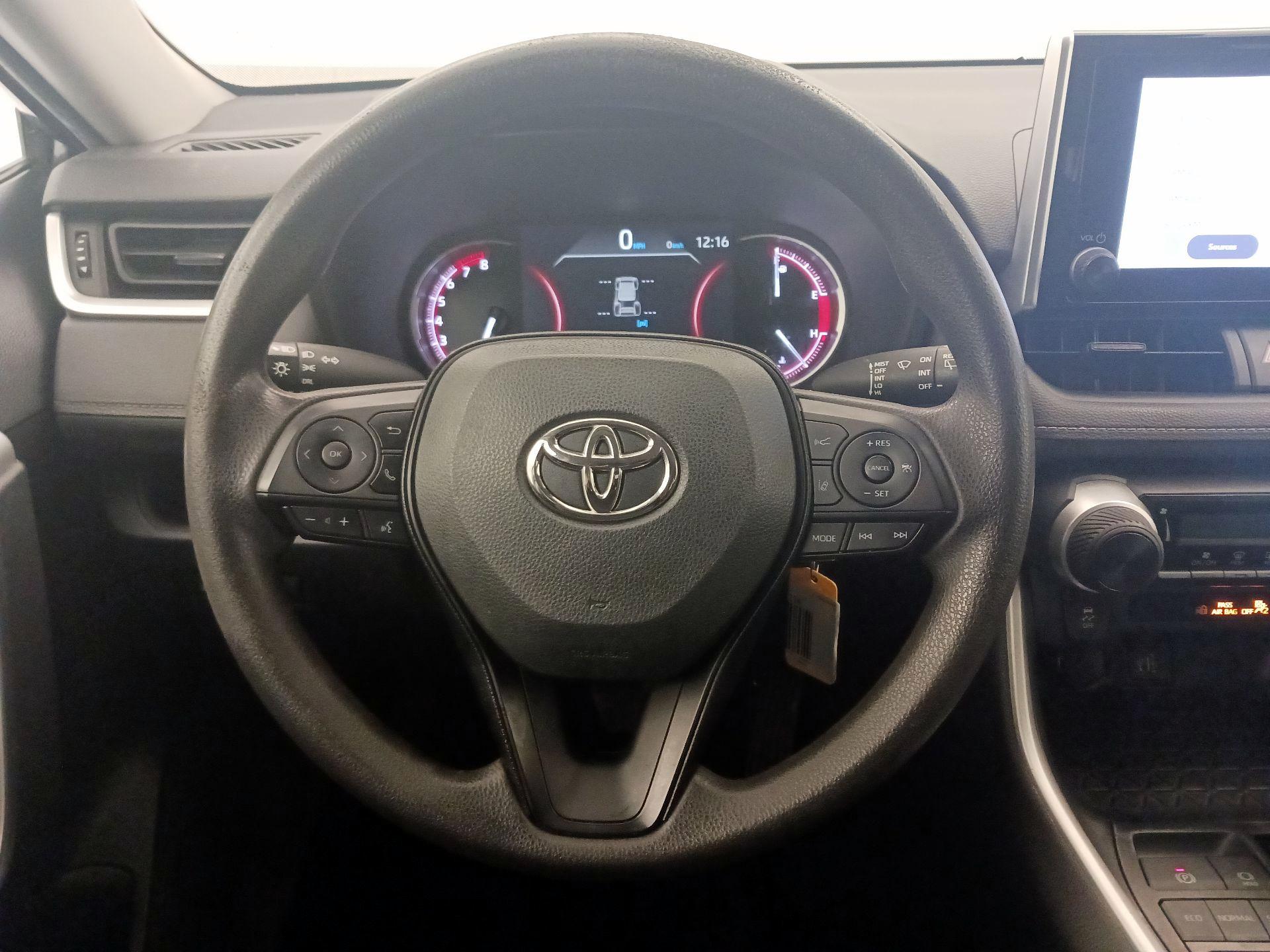 Thumbnail: 2023 Toyota RAV4 - 10