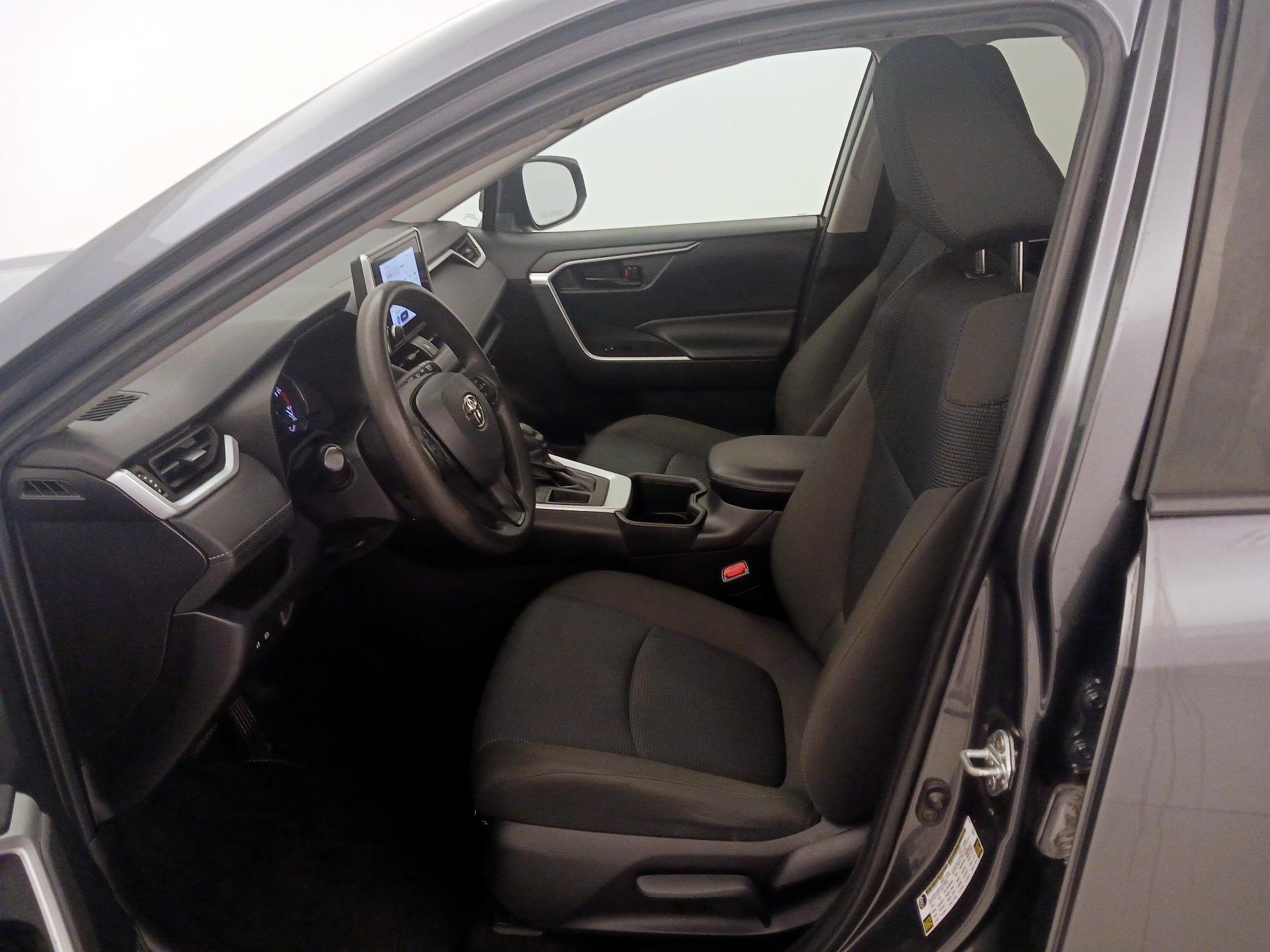 Thumbnail: 2023 Toyota RAV4 - 11