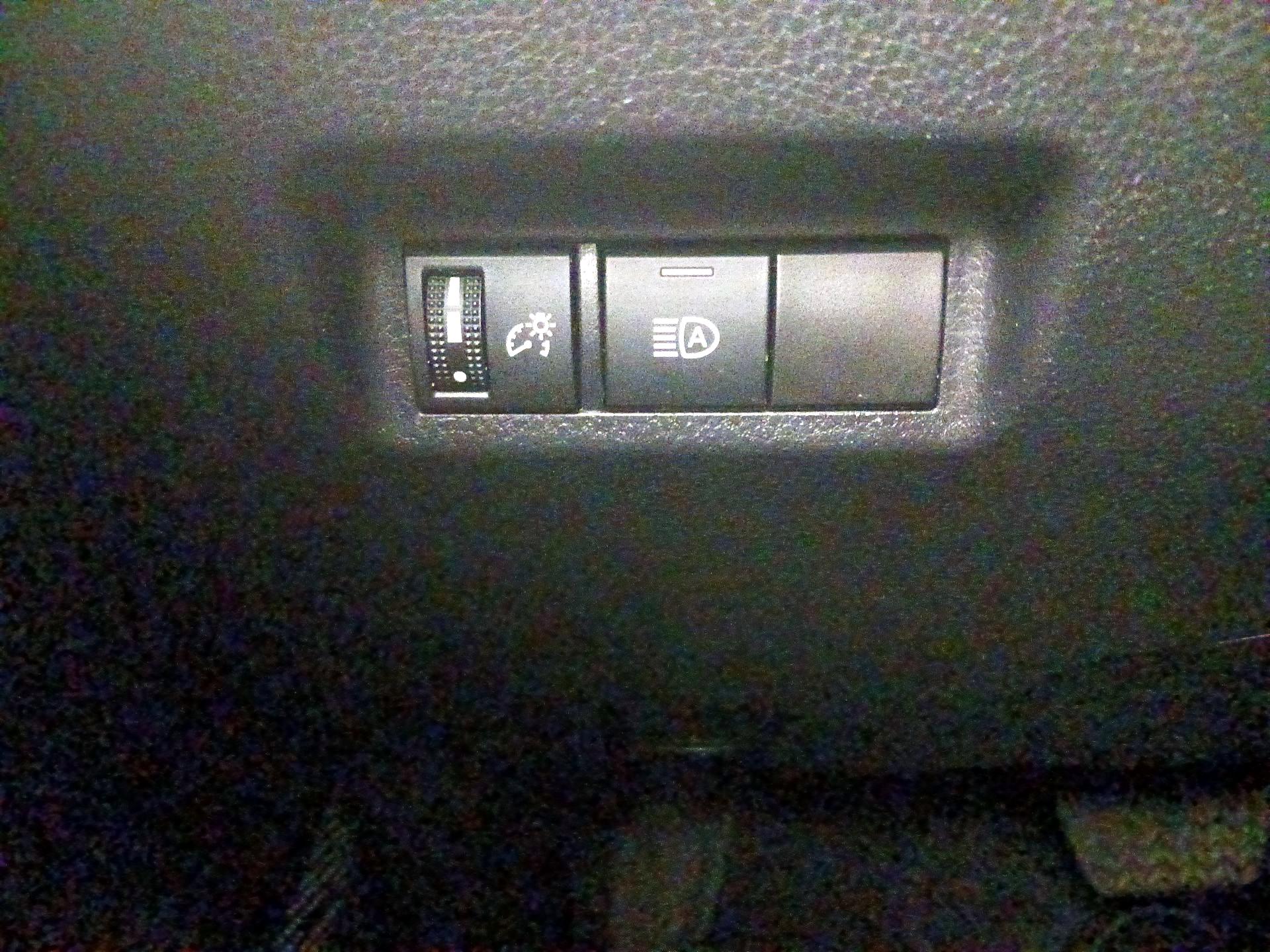 Thumbnail: 2023 Toyota RAV4 - 13