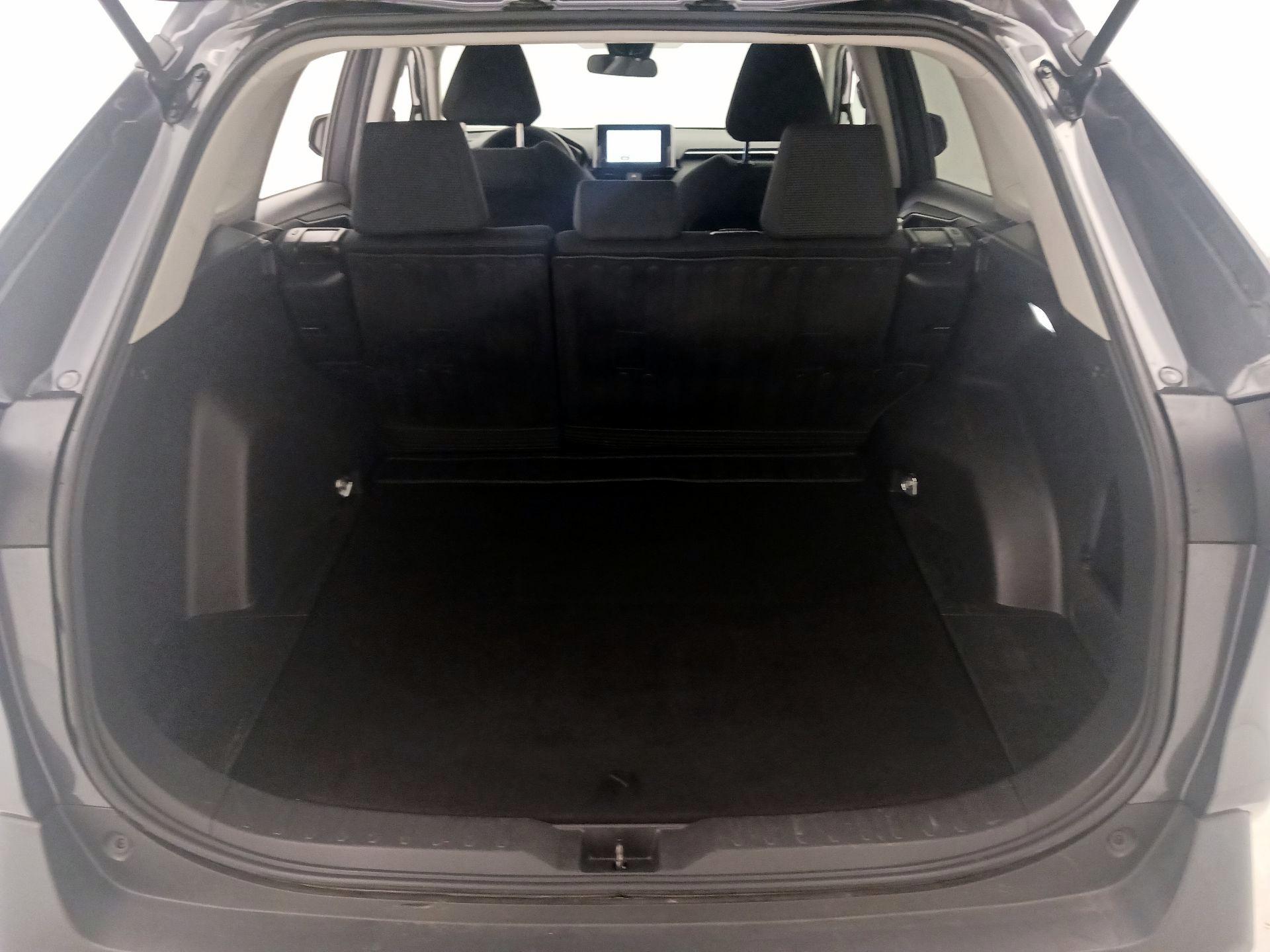 Thumbnail: 2023 Toyota RAV4 - 20