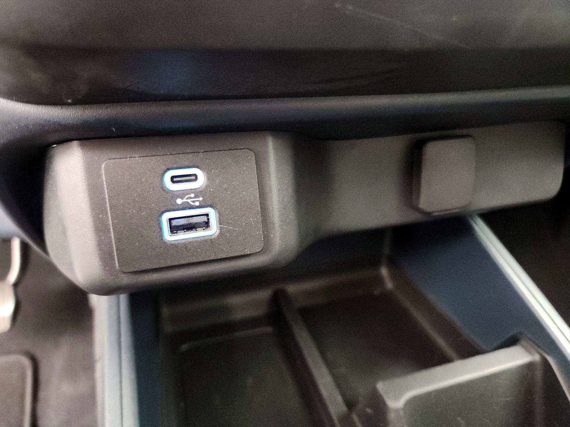 Thumbnail: 2022 Ford Maverick - 18